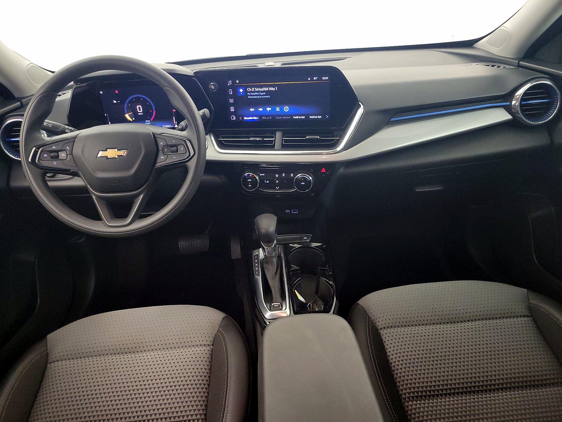 Thumbnail: 2025 Chevrolet Trax - 8