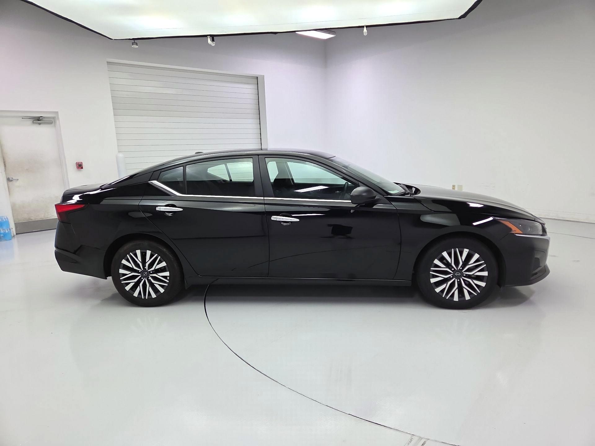 Thumbnail: 2025 Nissan Altima - 4