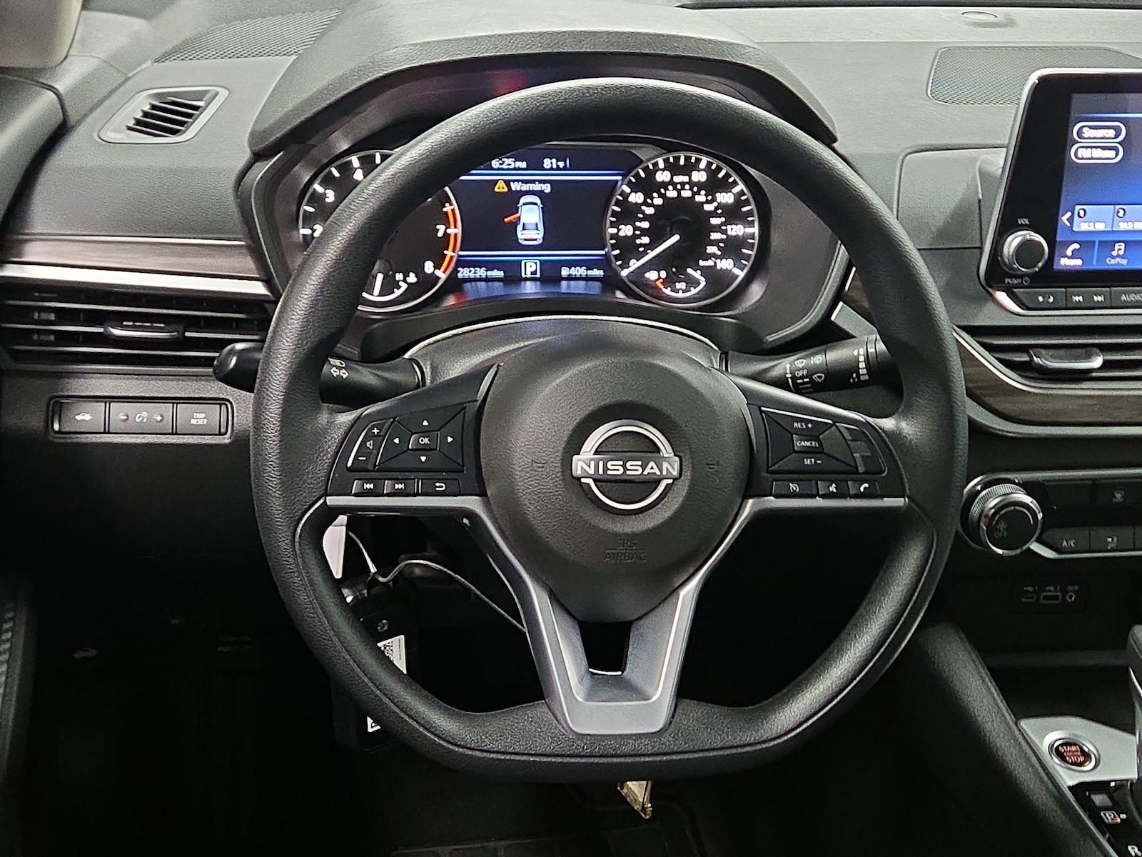 2025 Nissan Altima SV - Photo 9