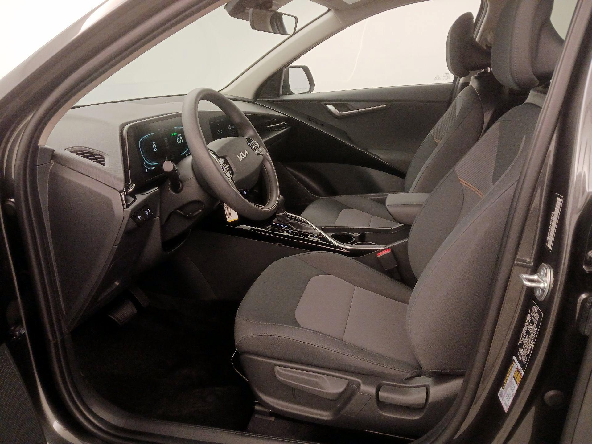 Thumbnail: 2026 Kia Niro - 11