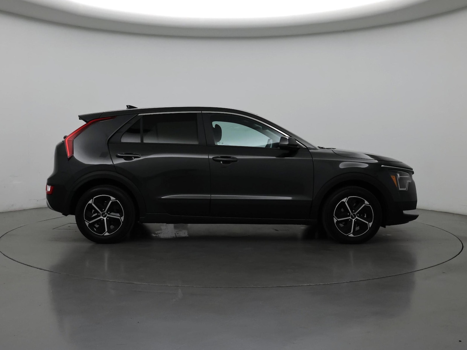 2026 Kia Niro LX - Photo 8