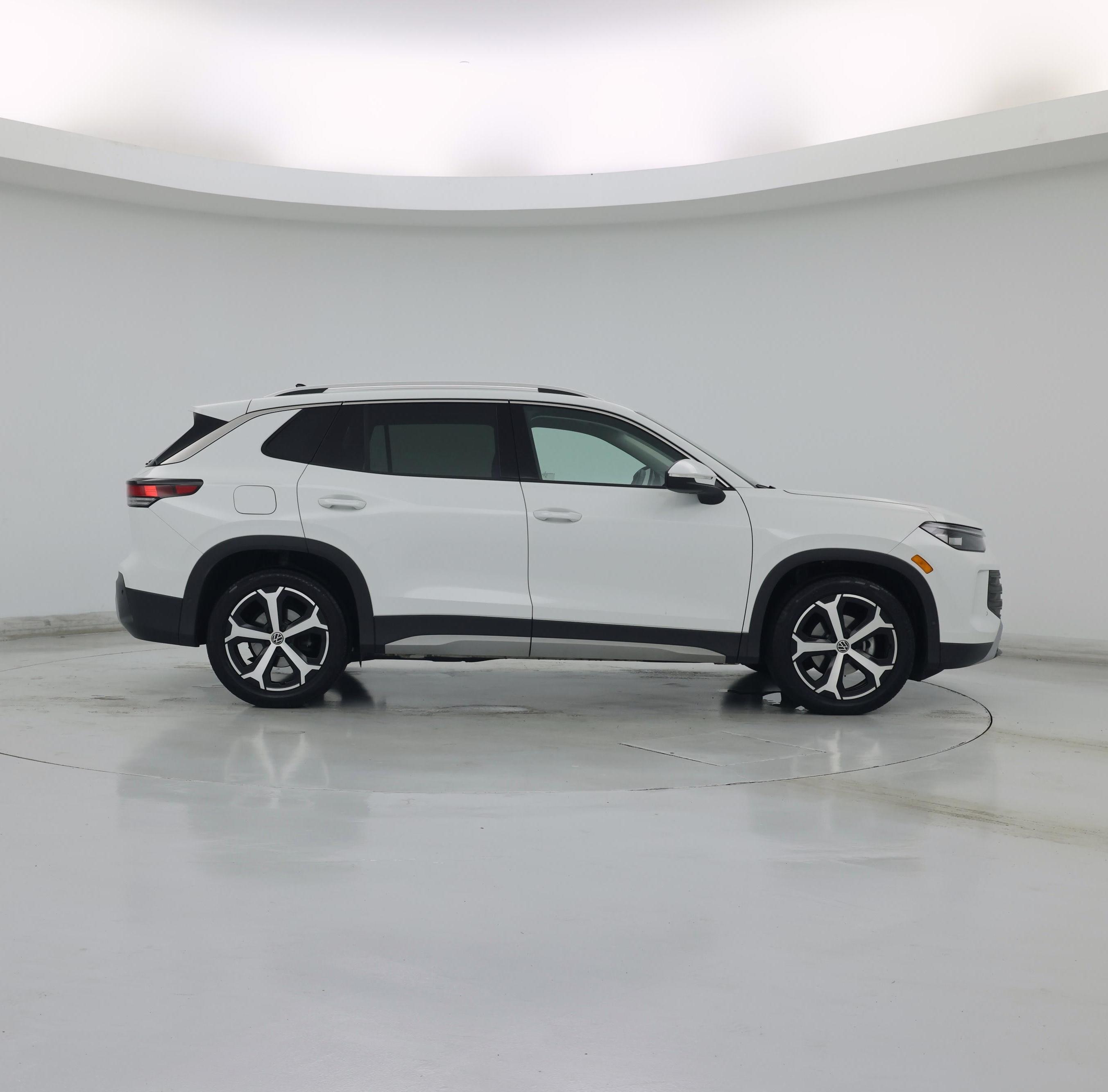 Thumbnail: 2026 Volkswagen Tiguan - 7