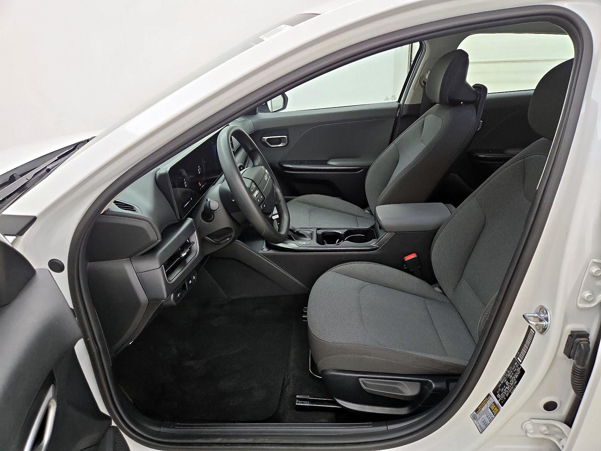 Thumbnail: 2025 Kia K4 - 11
