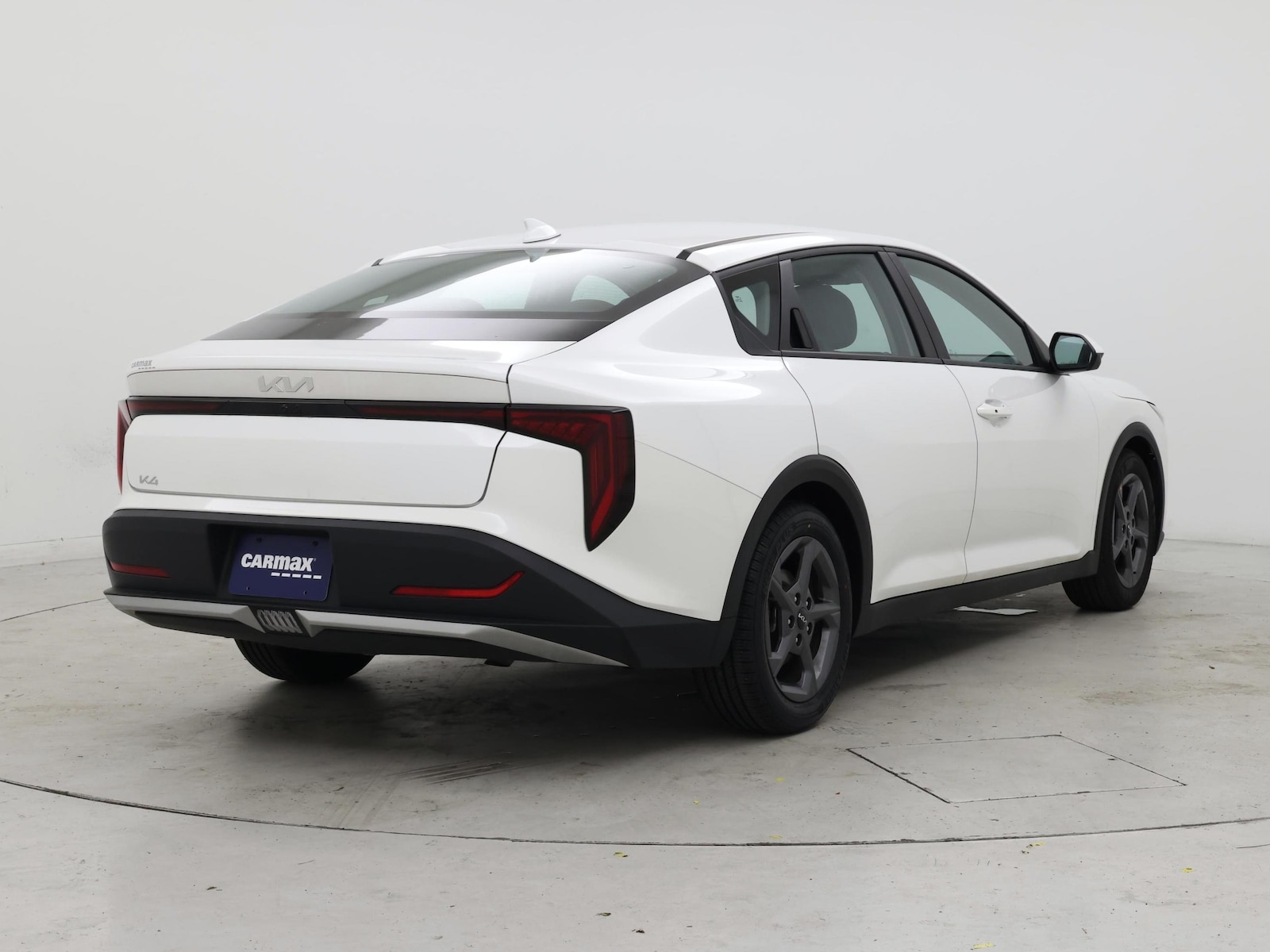 2025 Kia K4 LXS - Photo 9