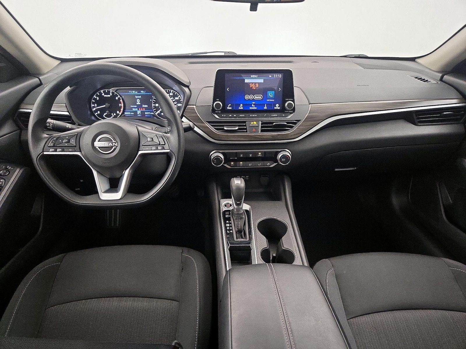 2025 Nissan Altima SV - Photo 10