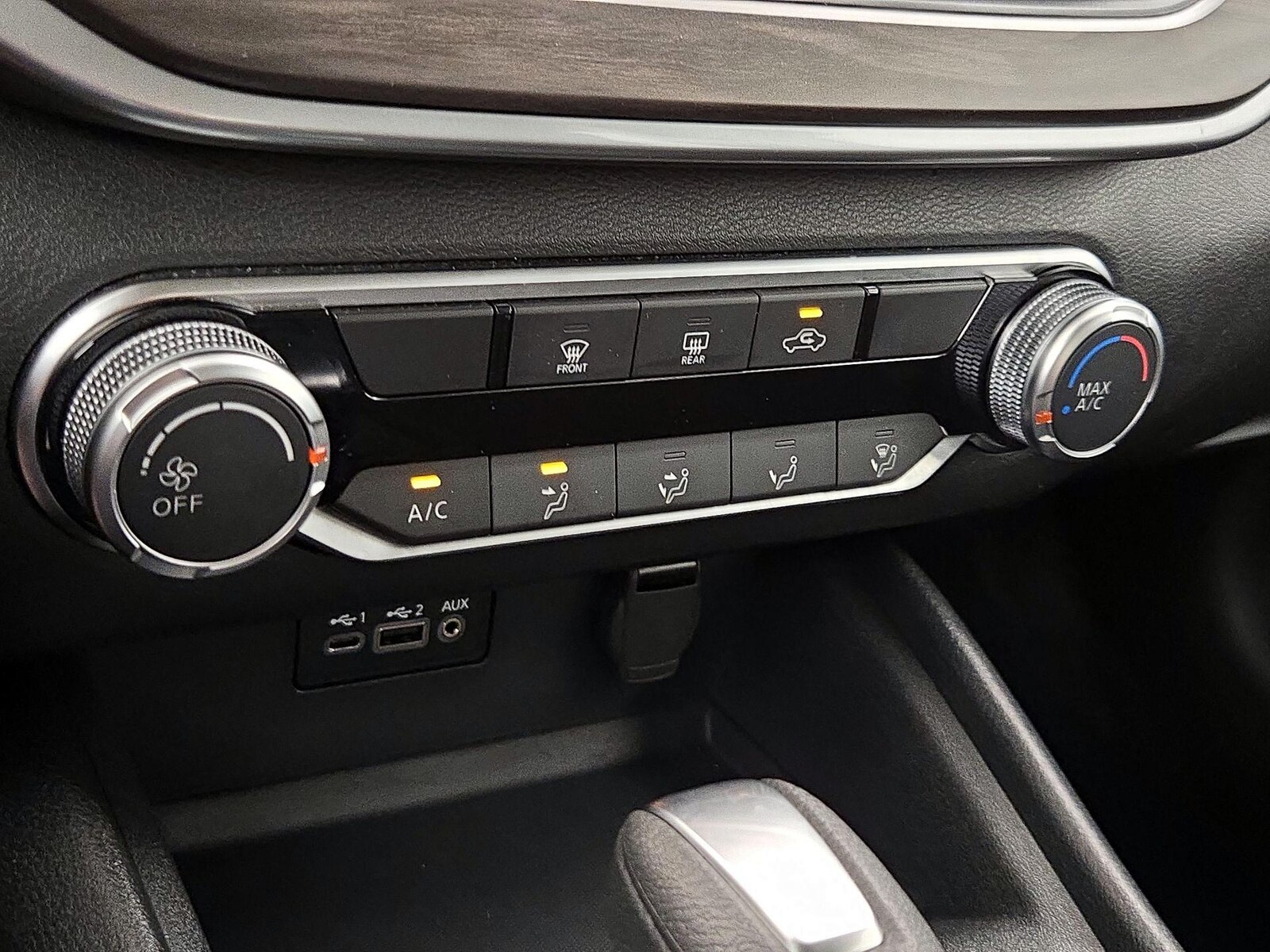 2025 Nissan Altima SV - Photo 17