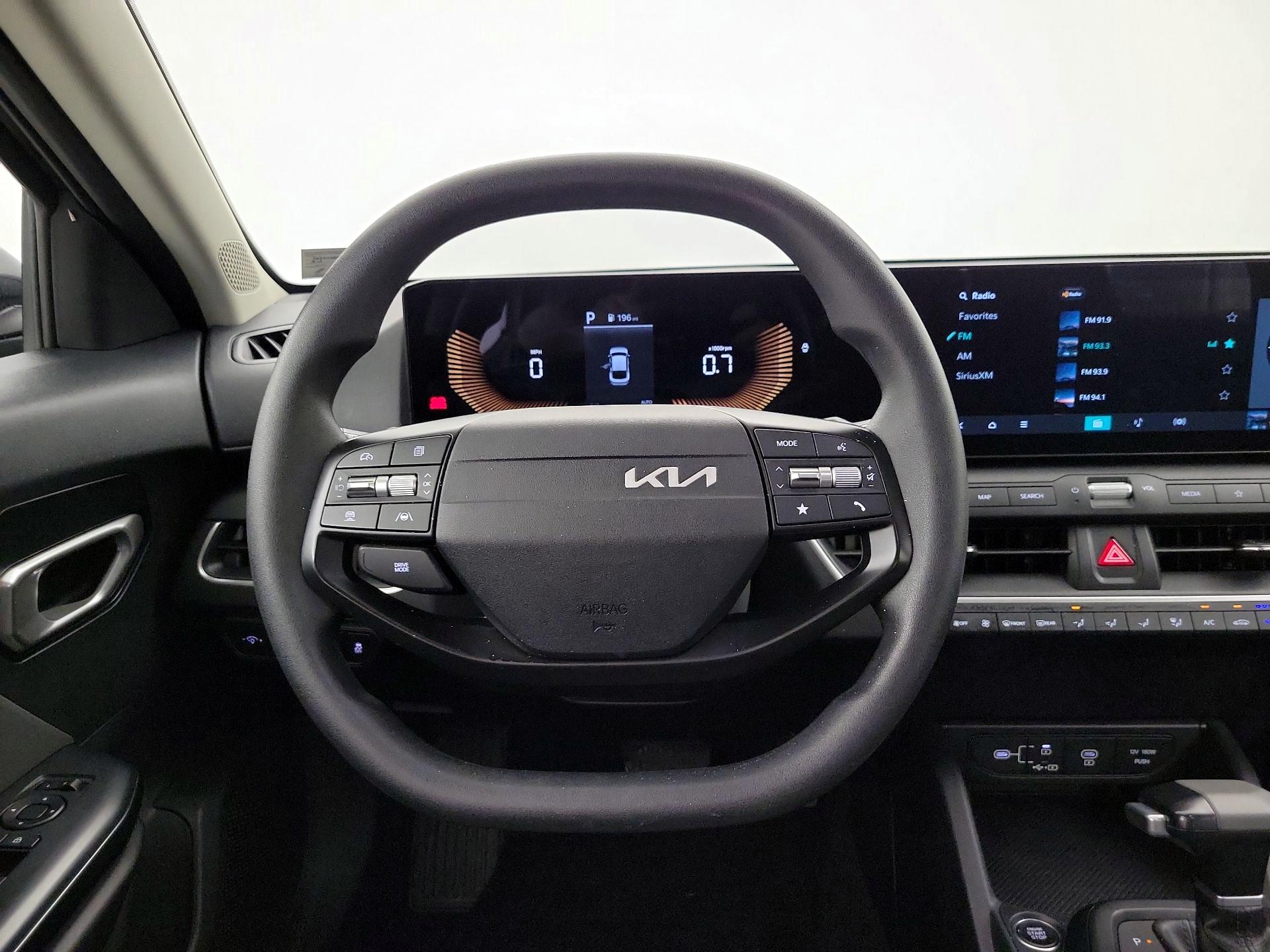 Thumbnail: 2025 Kia K4 - 10