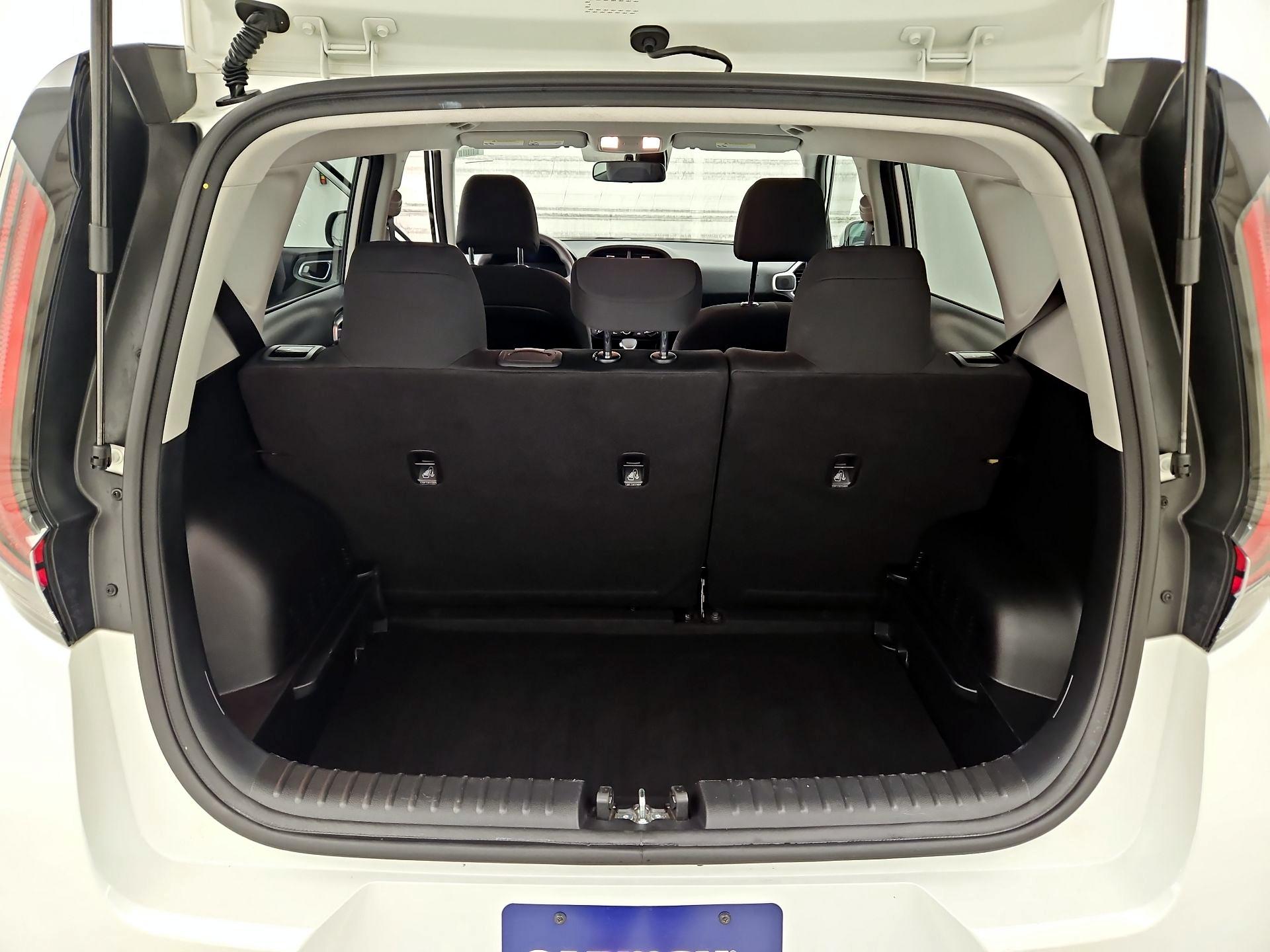 Thumbnail: 2025 Kia Soul - 20