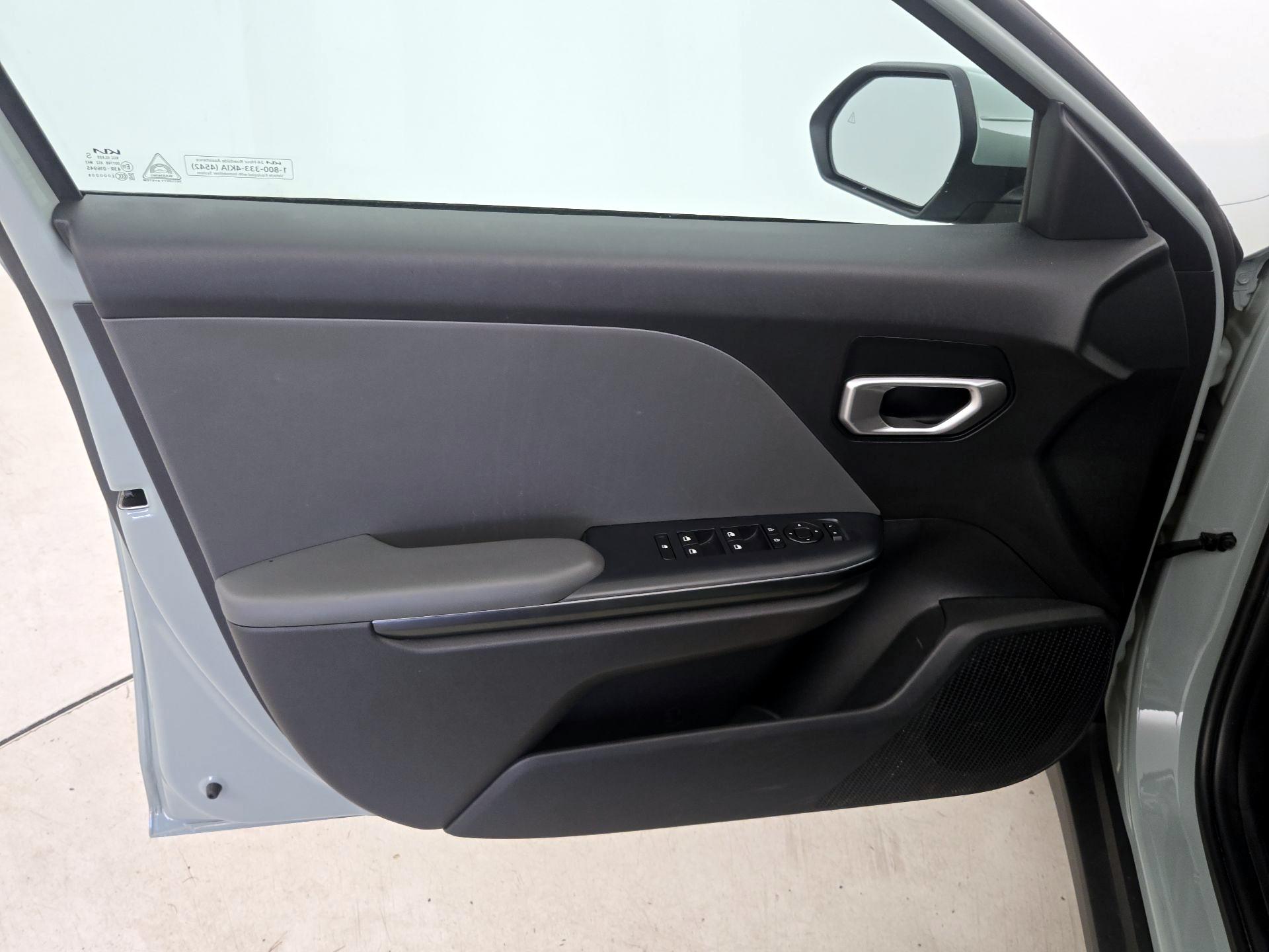 Thumbnail: 2025 Kia K4 - 12