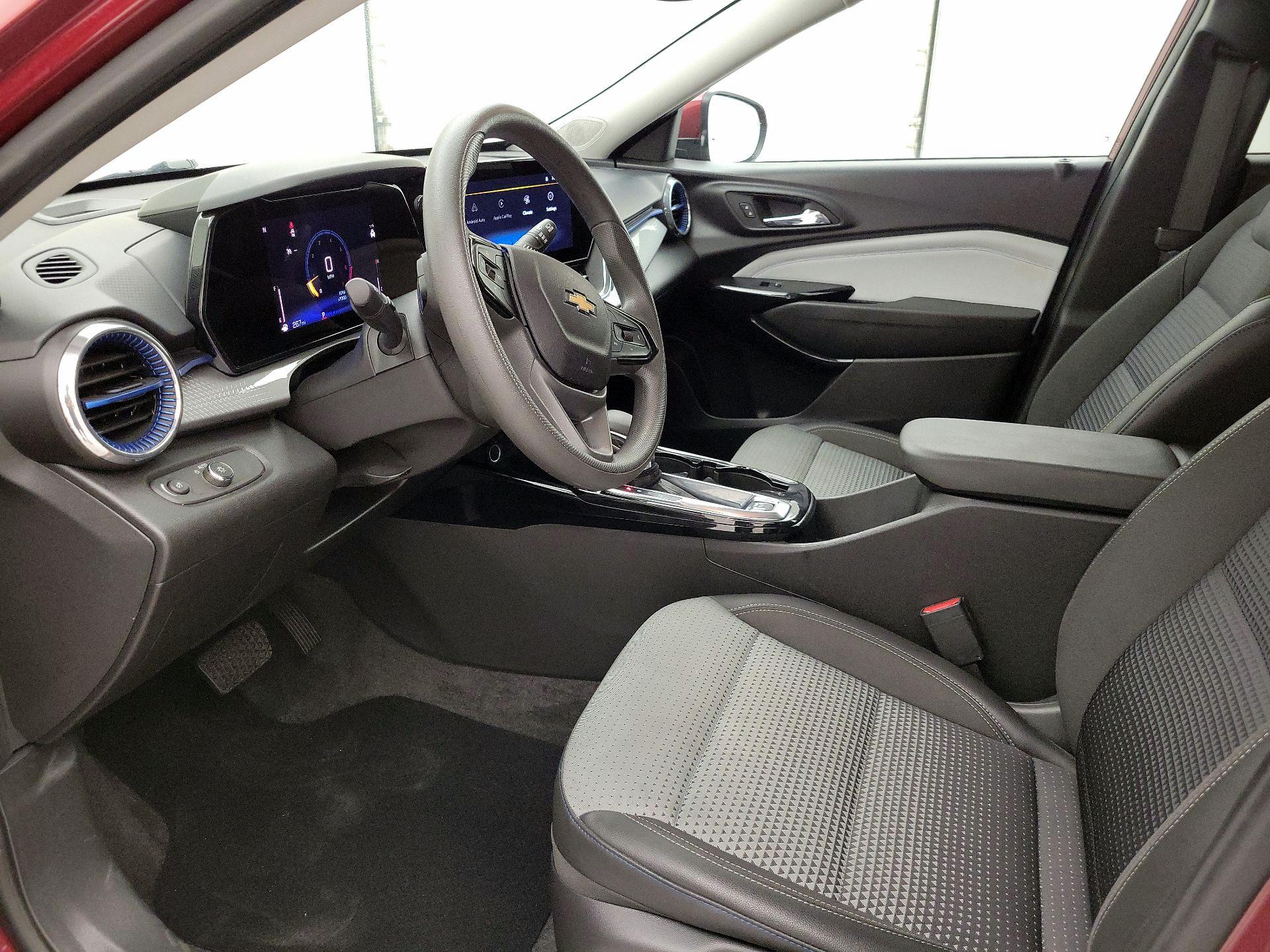 Thumbnail: 2025 Chevrolet Trax - 11