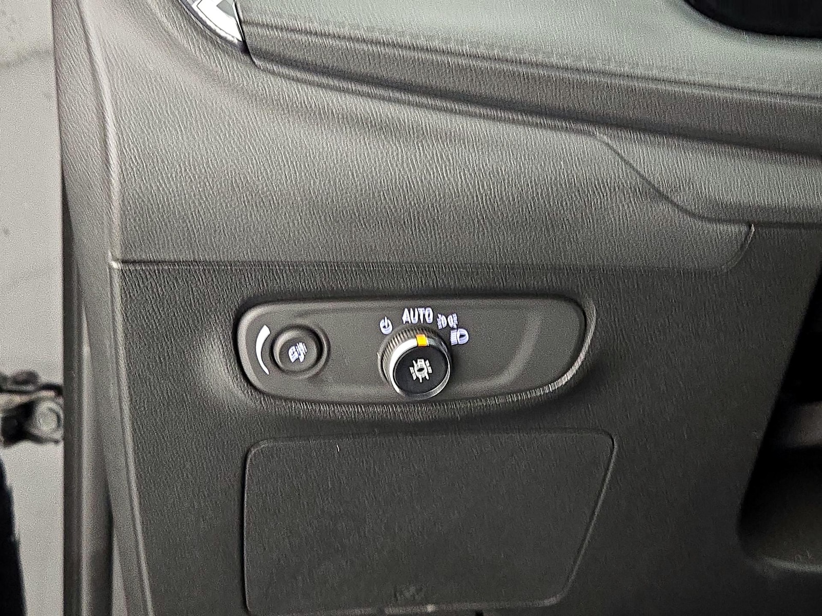 2025 Buick Encore GX Preferred - Photo 14