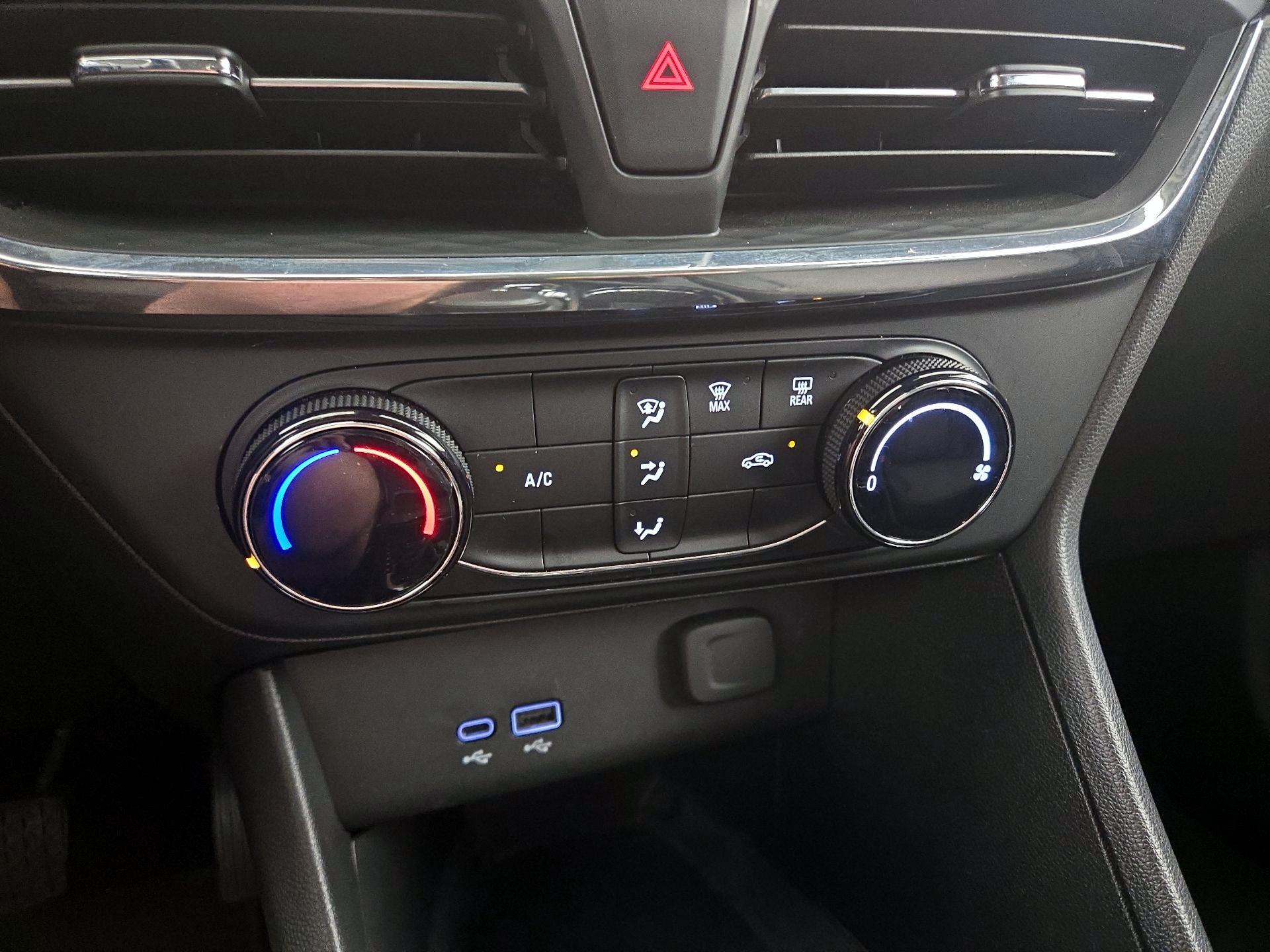 Thumbnail: 2025 Buick Encore GX - 16