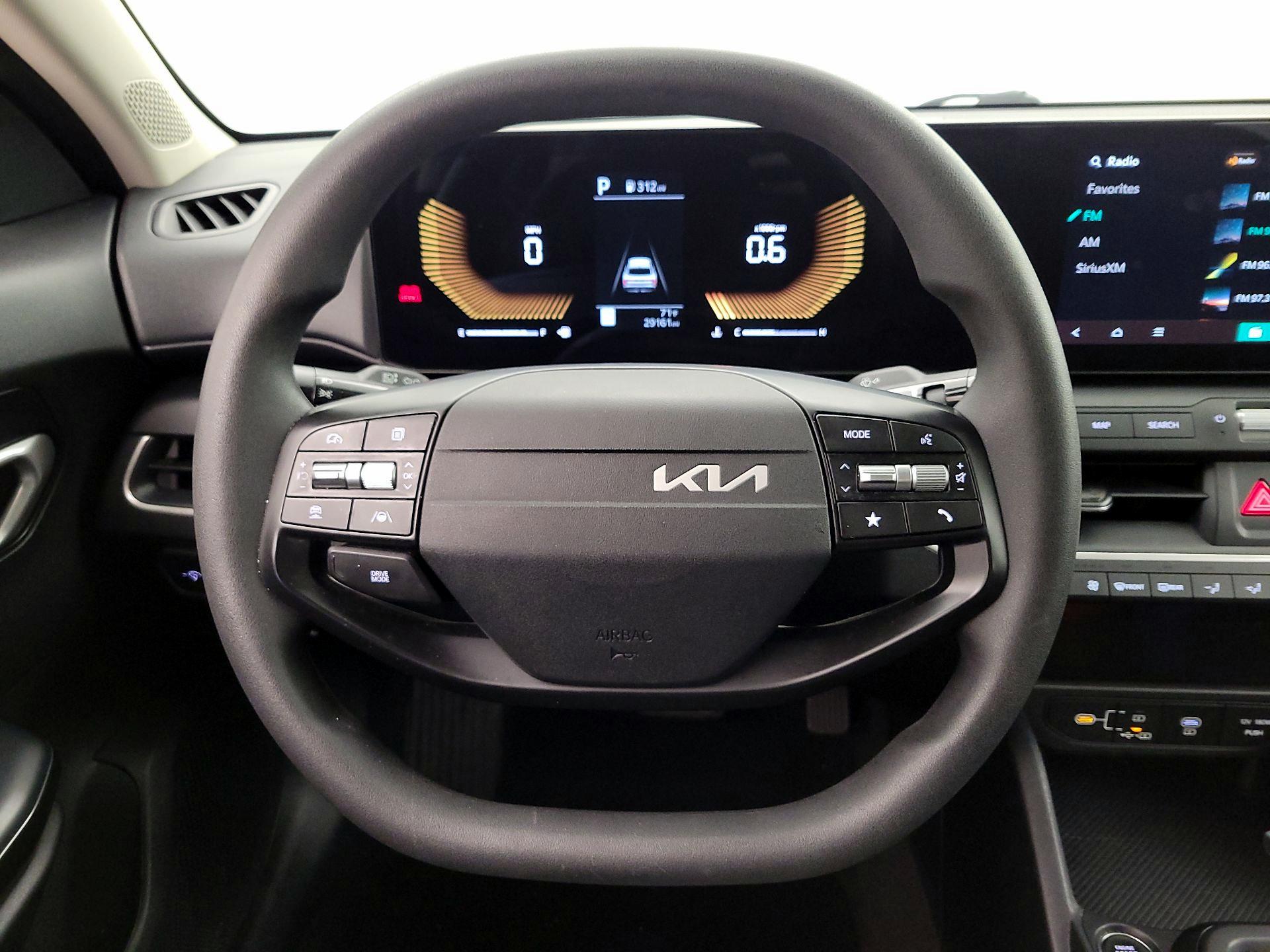 Thumbnail: 2025 Kia K4 - 10