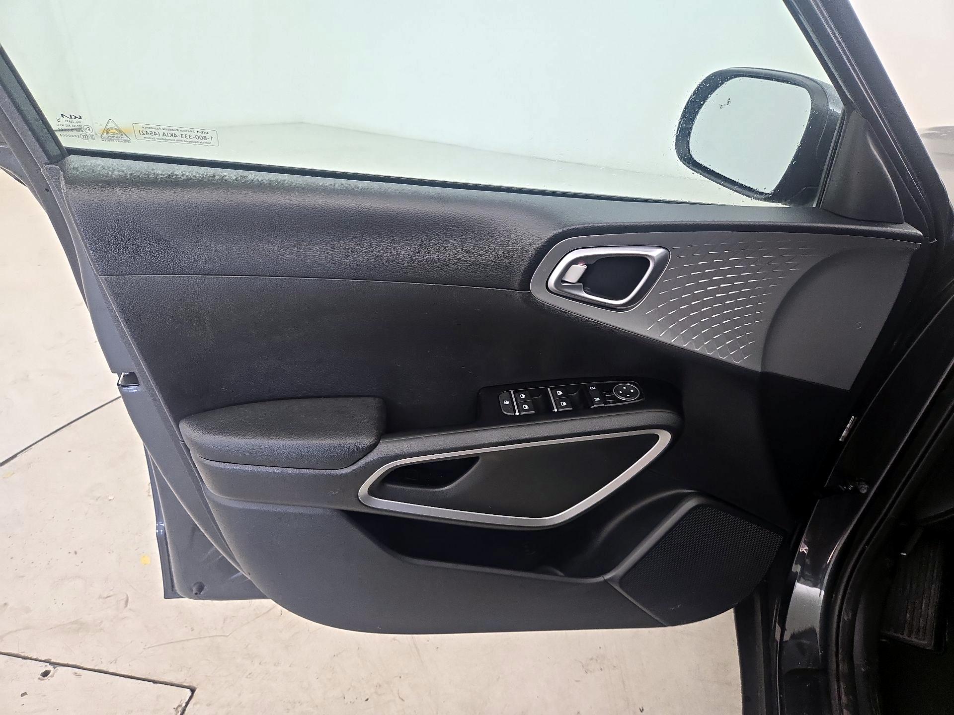 Thumbnail: 2025 Kia Soul - 12
