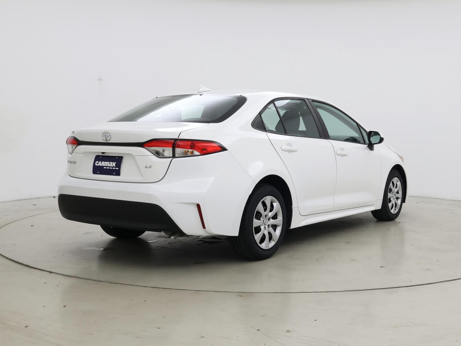 2024 Toyota Corolla LE - Photo 9