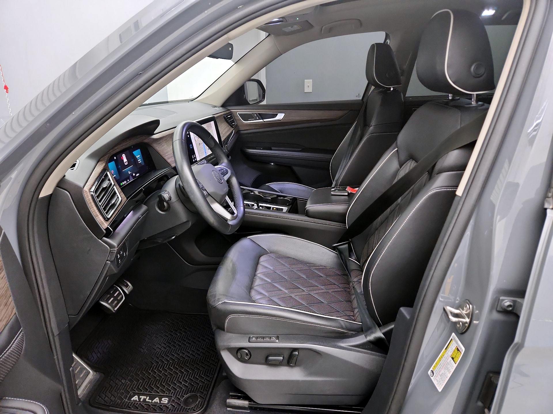 Thumbnail: 2025 Volkswagen Atlas - 11