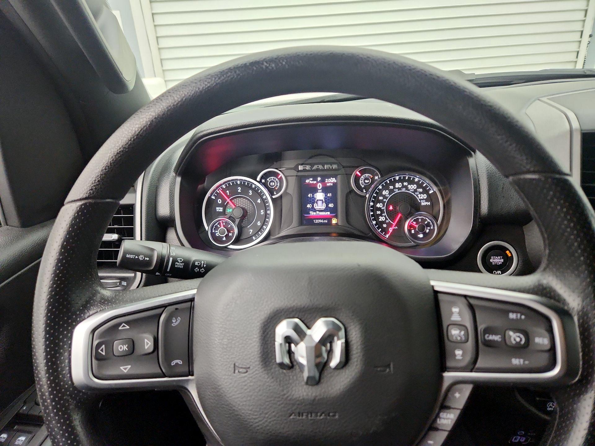 Thumbnail: 2025 RAM 1500 - 10
