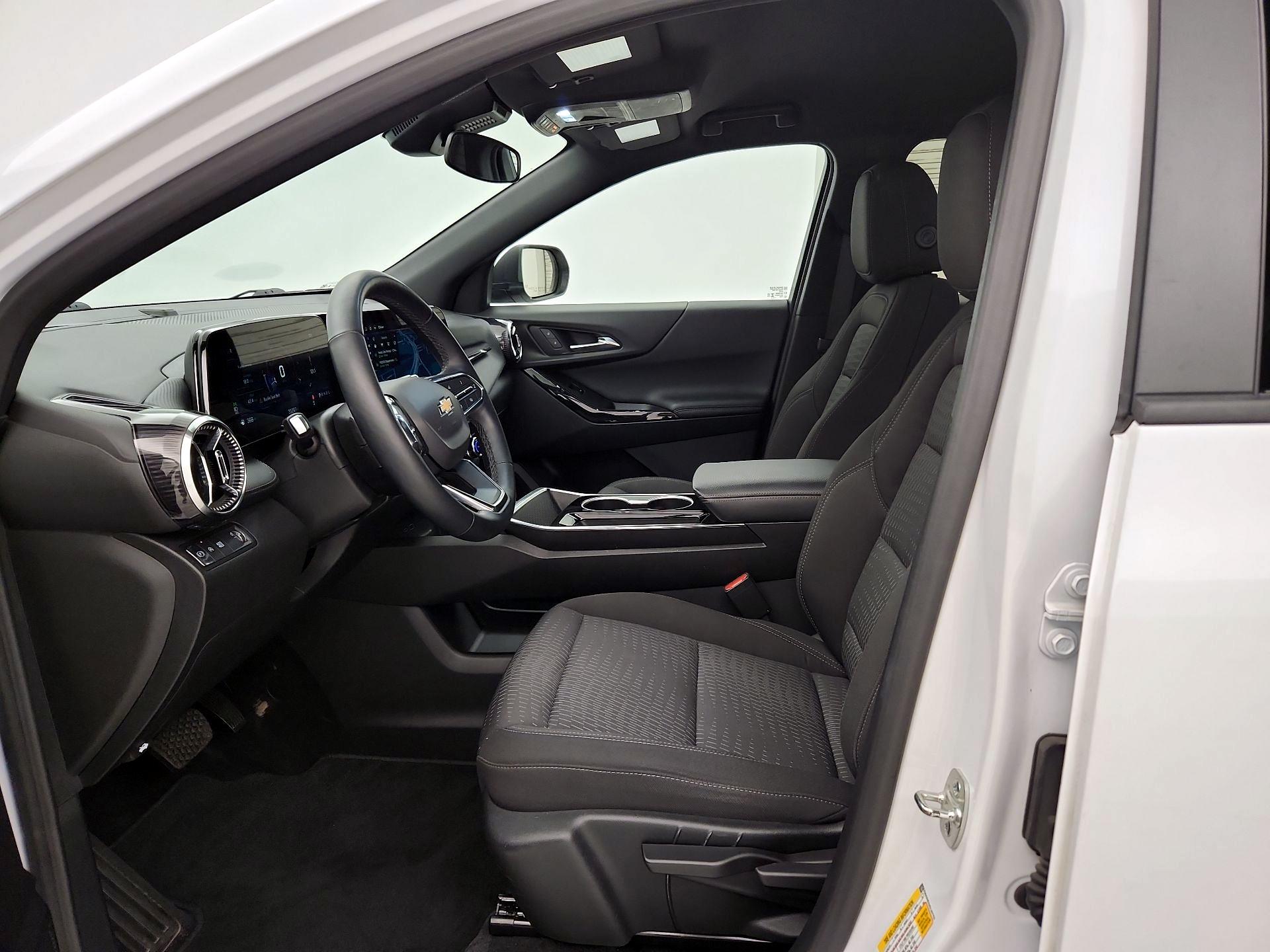 Thumbnail: 2025 Chevrolet Equinox - 11