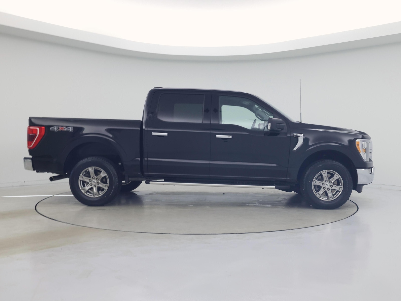 2022 Ford F-150 XLT - Photo 8
