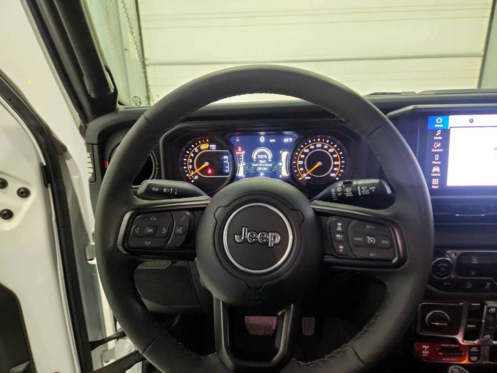 Thumbnail: 2025 Jeep Wrangler - 10