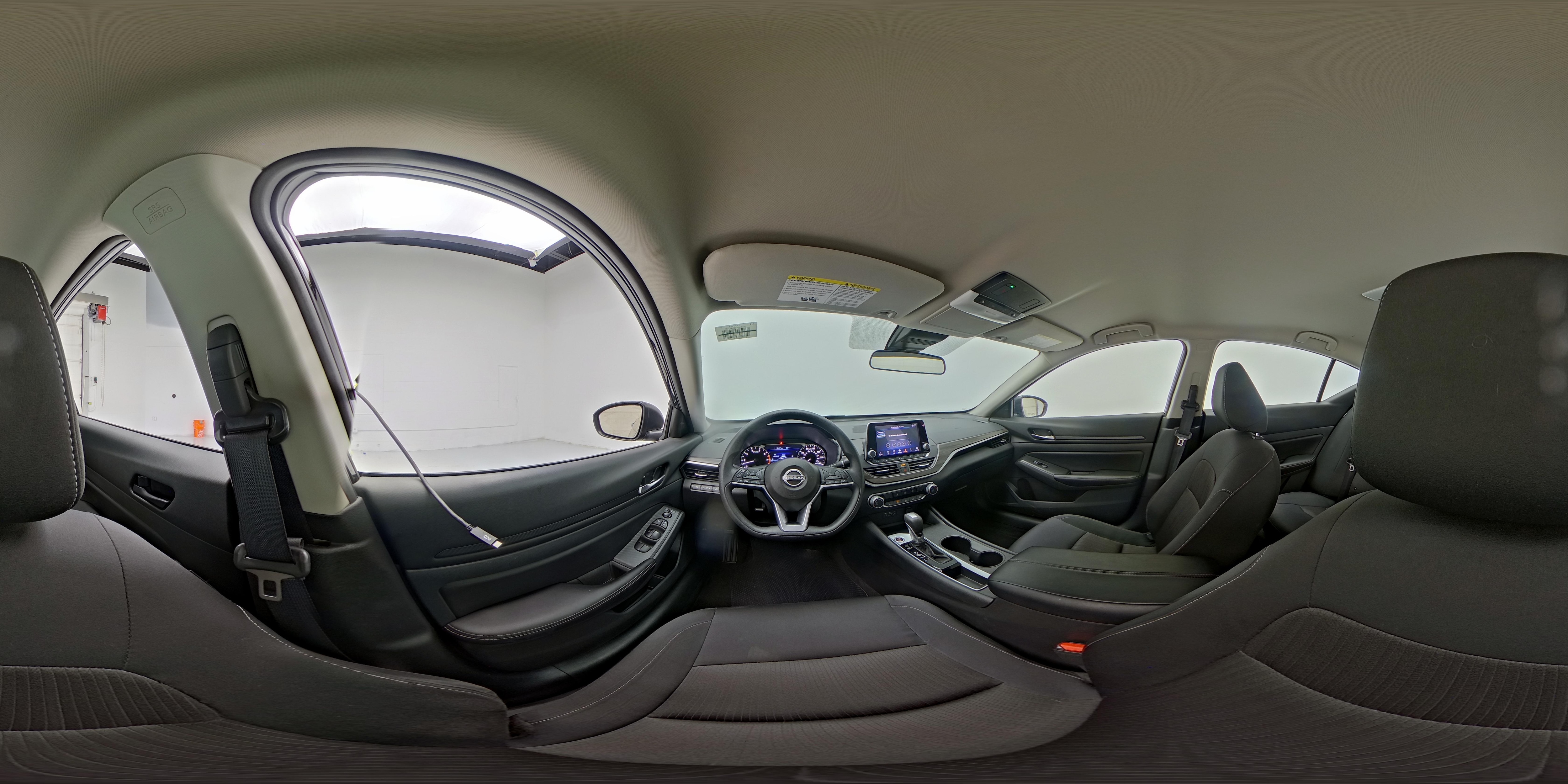 2025 Nissan Altima SV - Photo 25