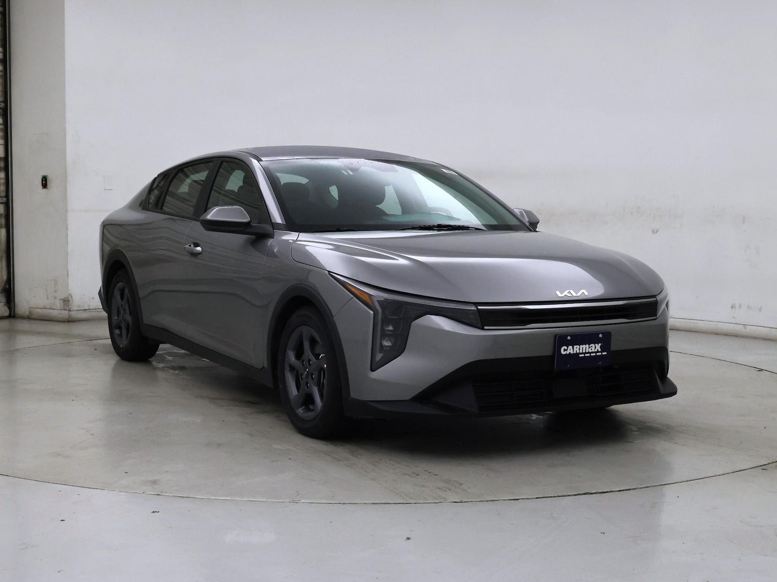 2025 Kia K4 LXS - Photo 2