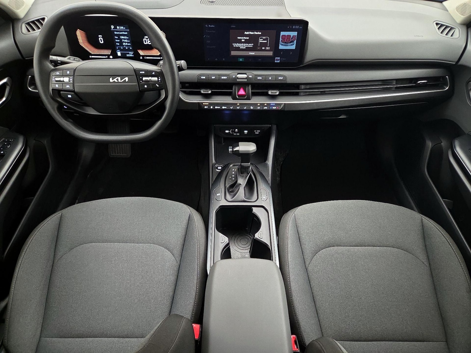 2025 Kia K4 LXS - Photo 10