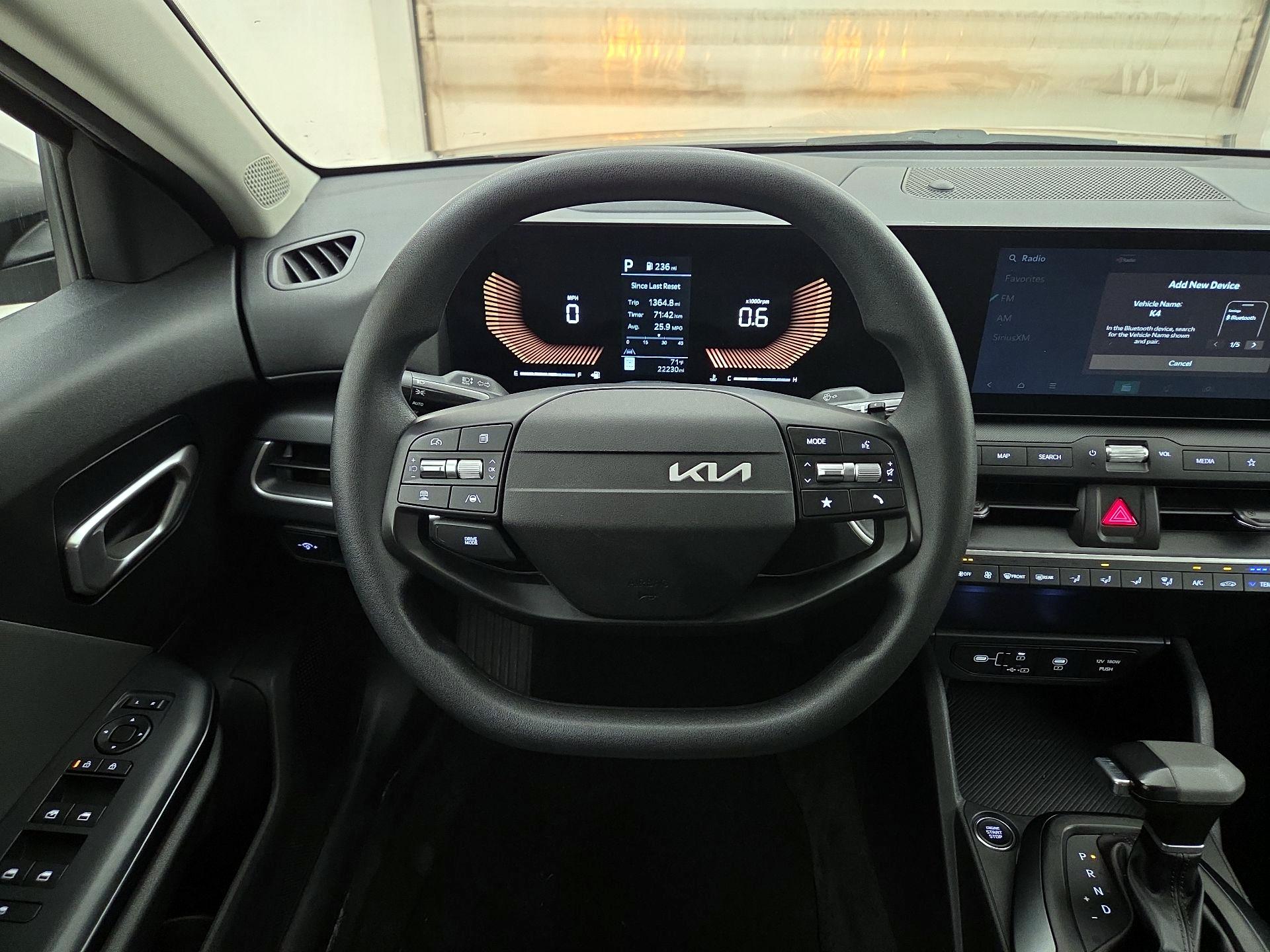 Thumbnail: 2025 Kia K4 - 10