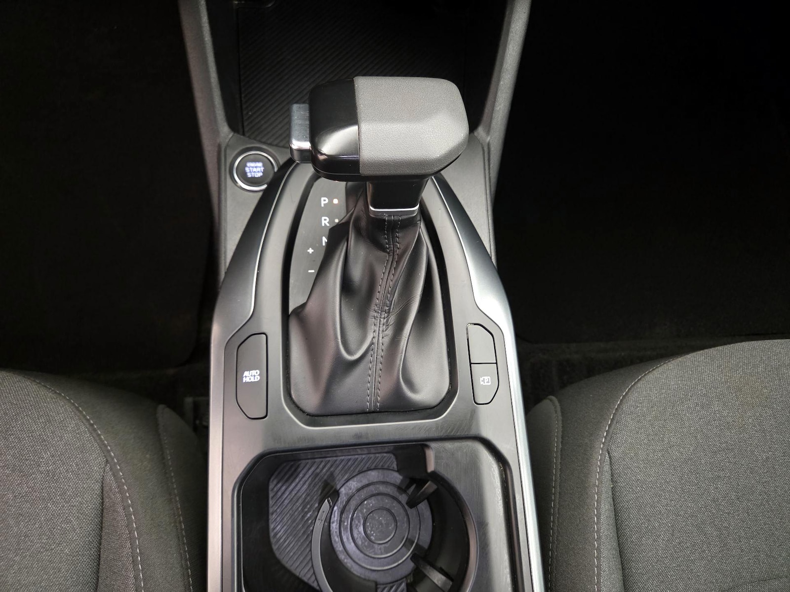 2025 Kia K4 LXS - Photo 18