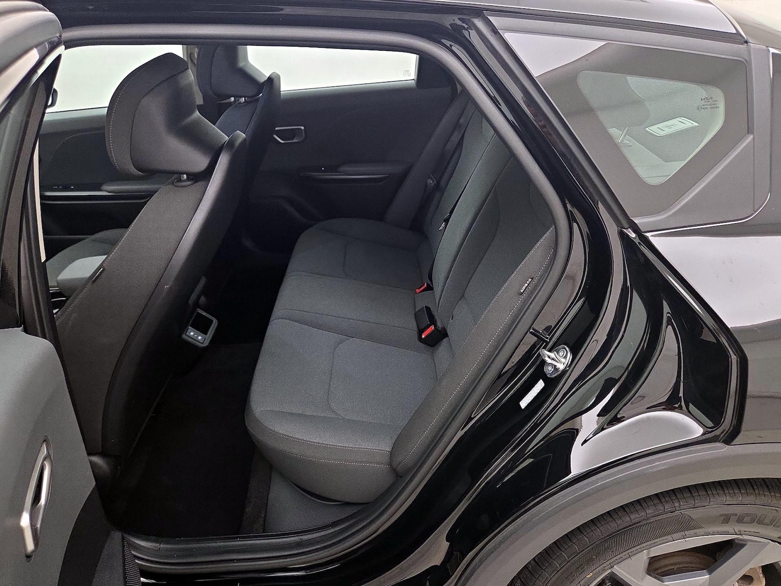 2025 Kia K4 LXS - Photo 20