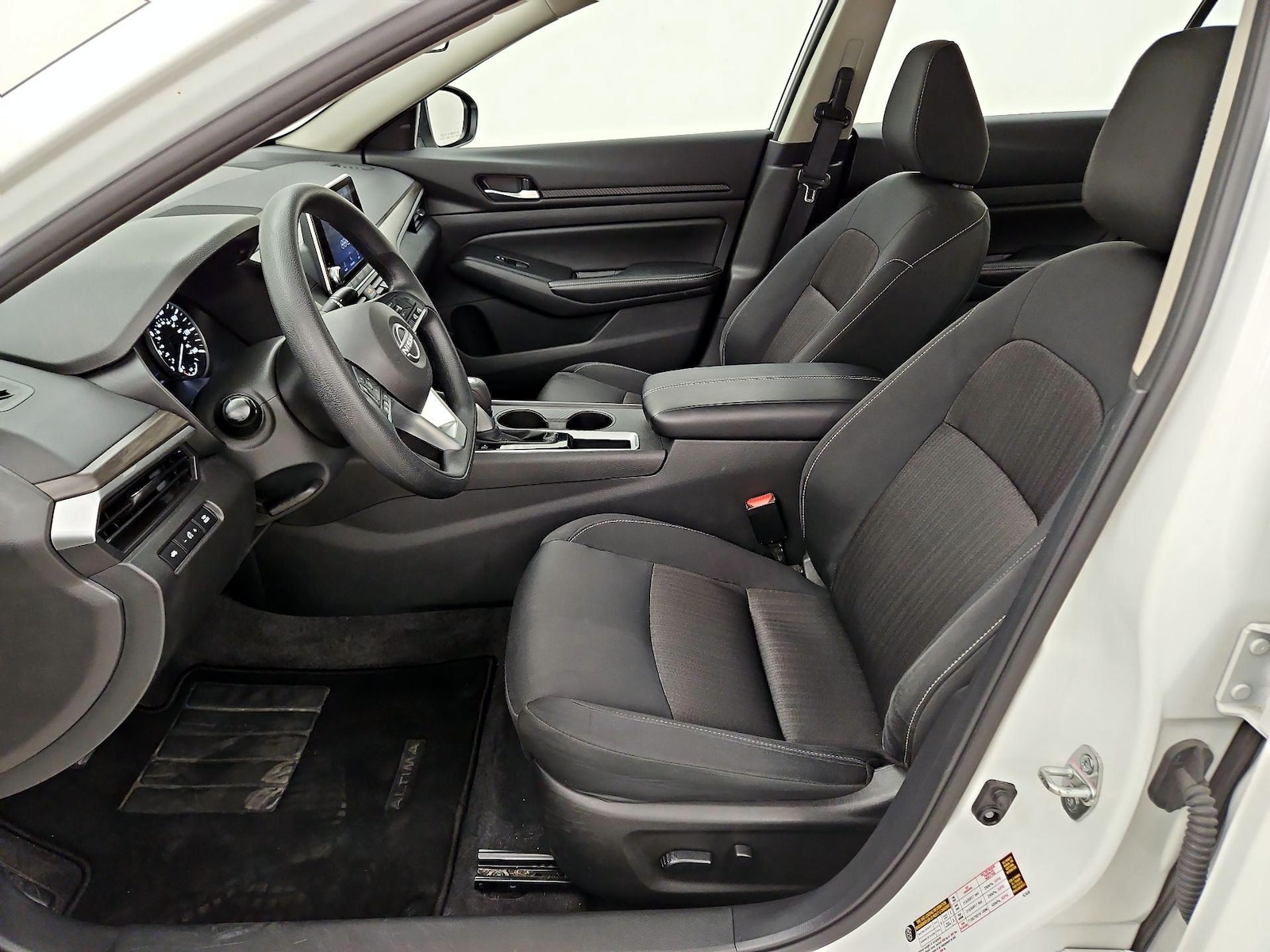 Power Seat(s) & Side Airbags