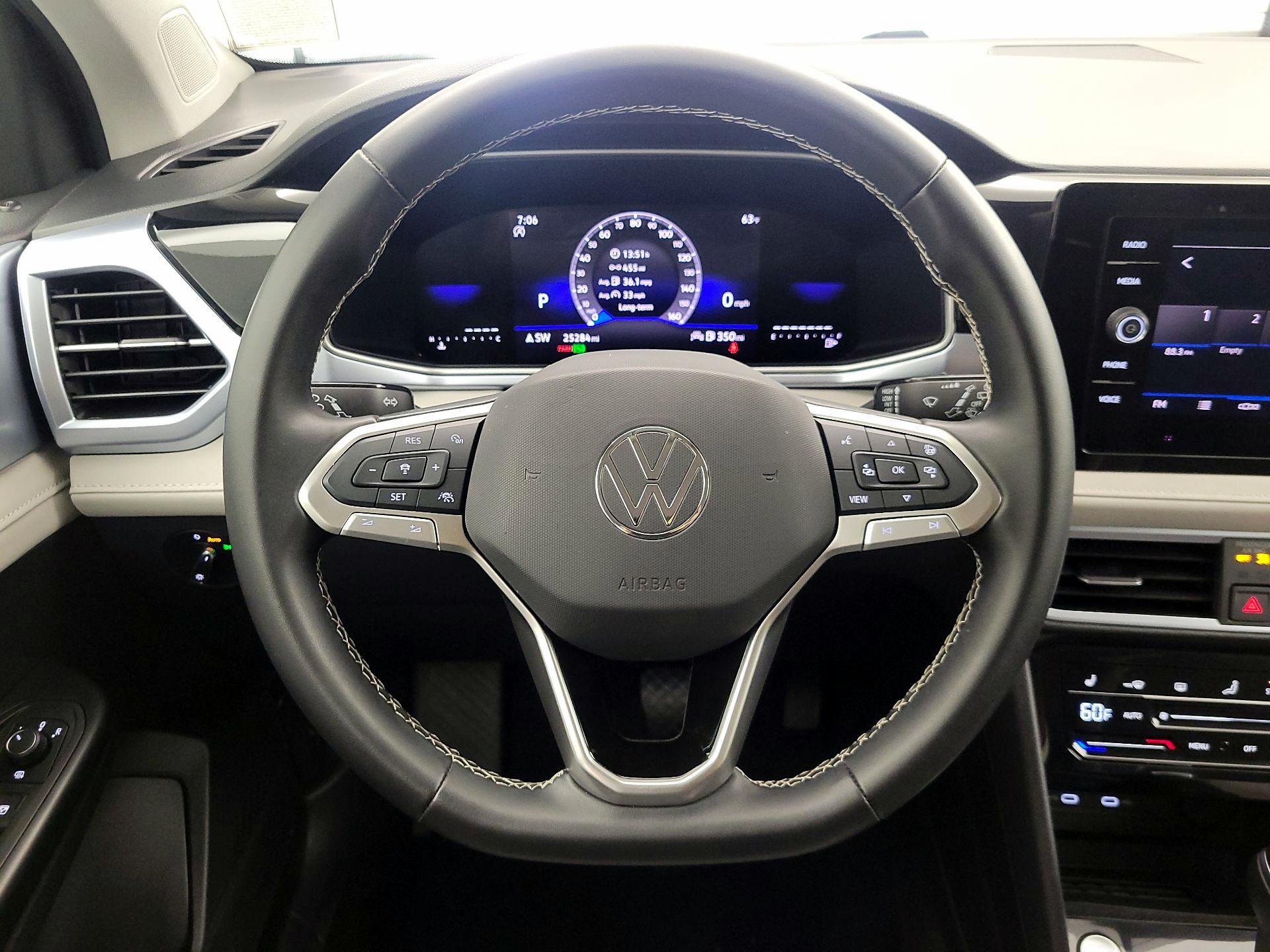 Thumbnail: 2026 Volkswagen Taos - 10