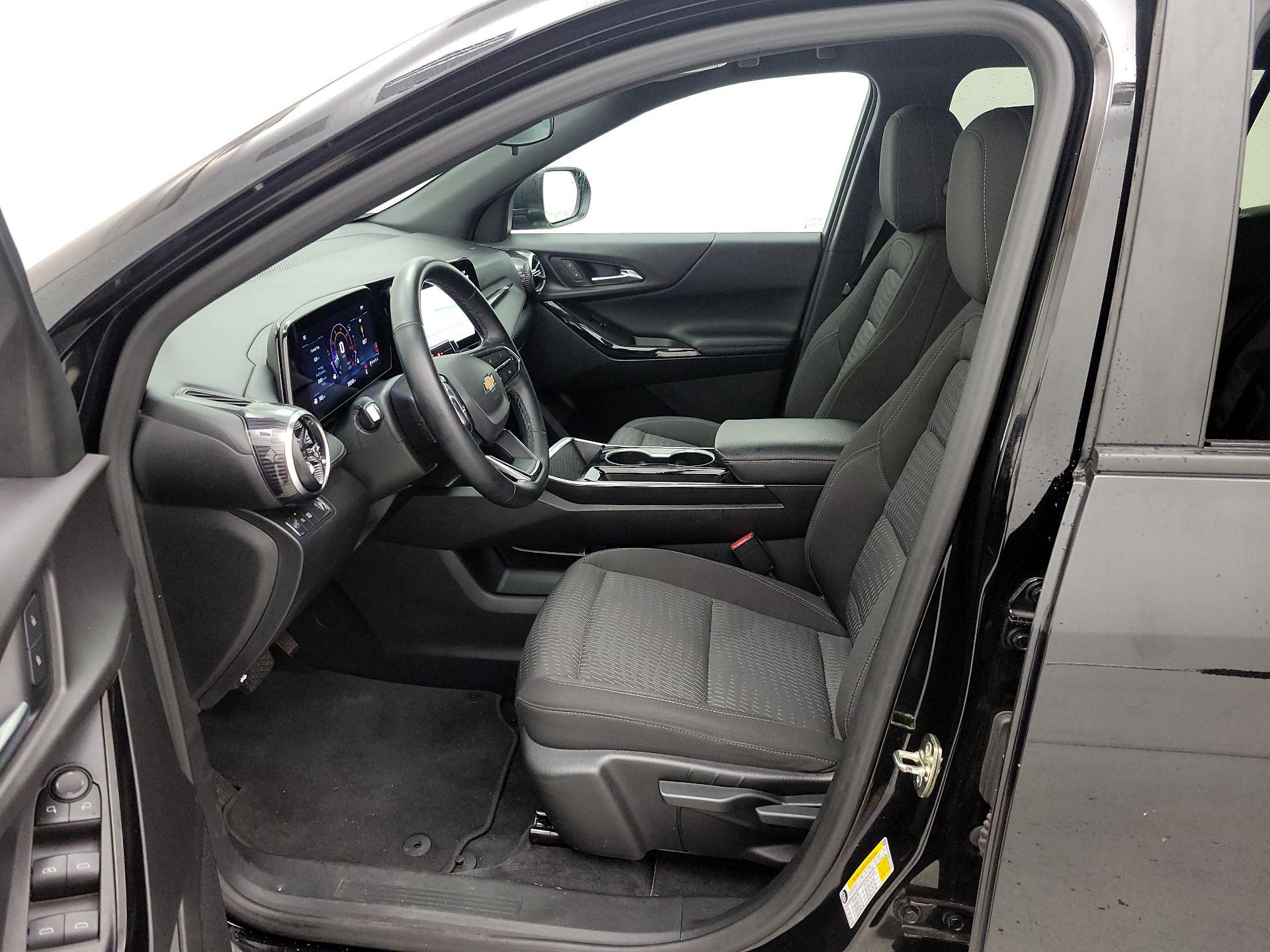 Thumbnail: 2025 Chevrolet Equinox - 11