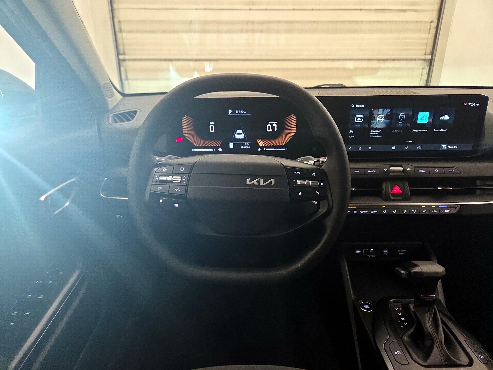 Thumbnail: 2025 Kia K4 - 10