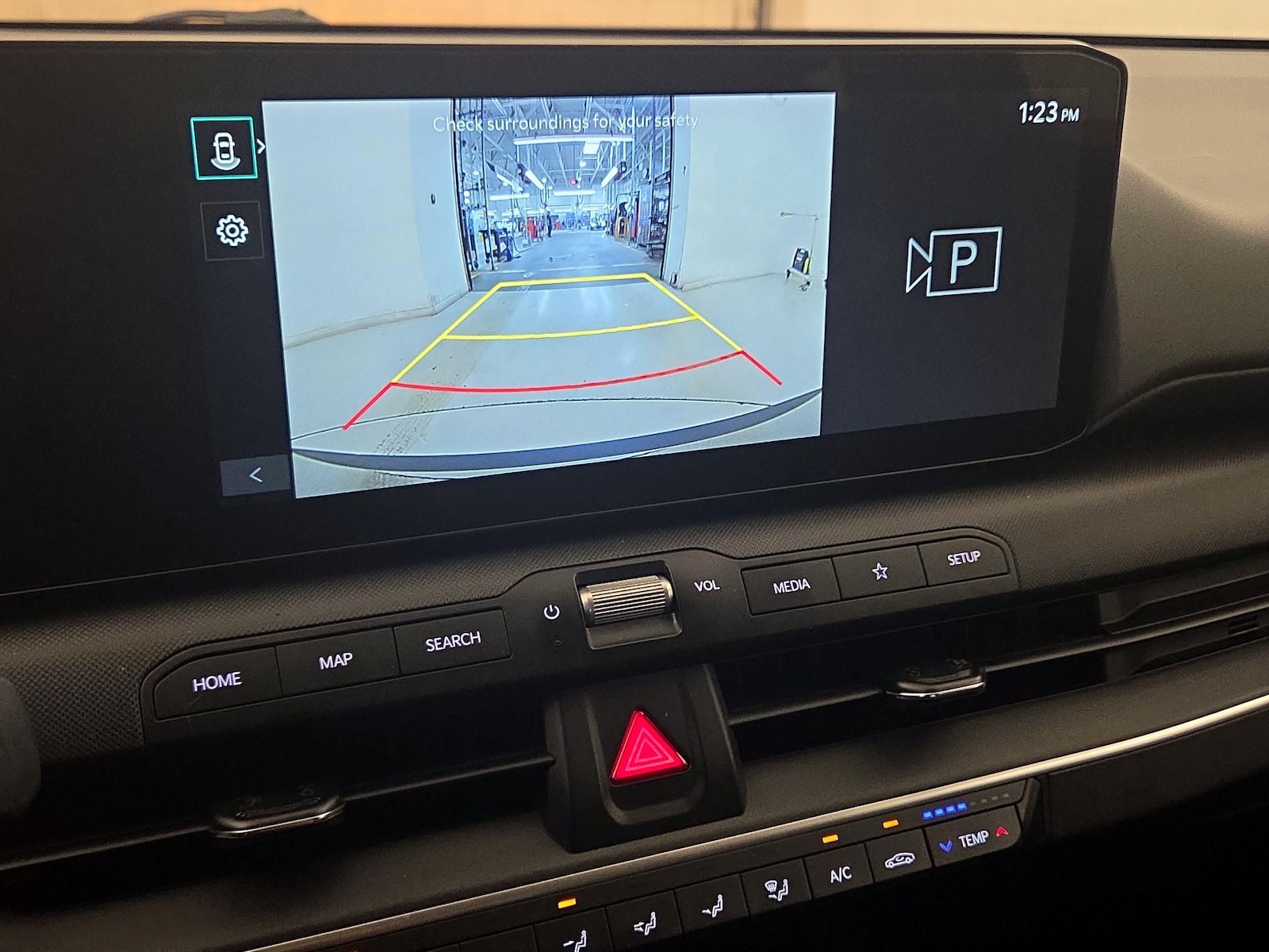 2025 Kia K4 LXS - Photo 15