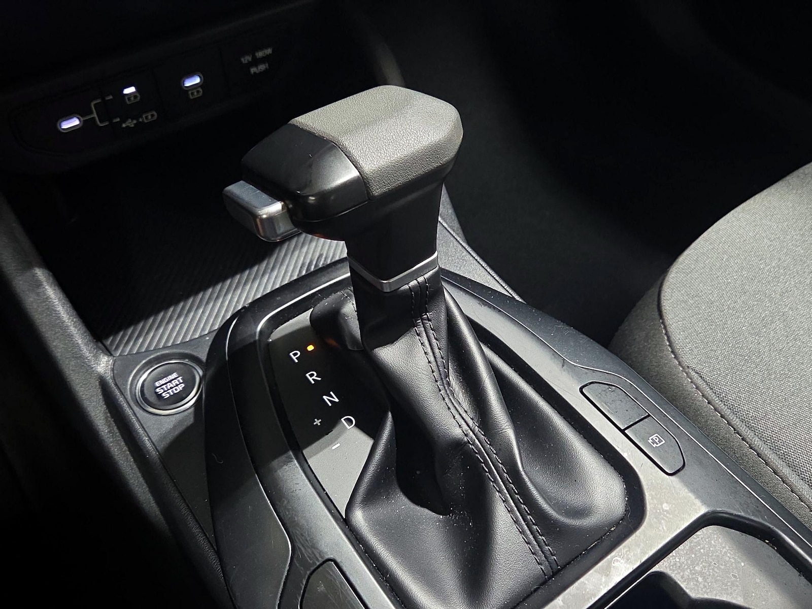 2025 Kia K4 LXS - Photo 18