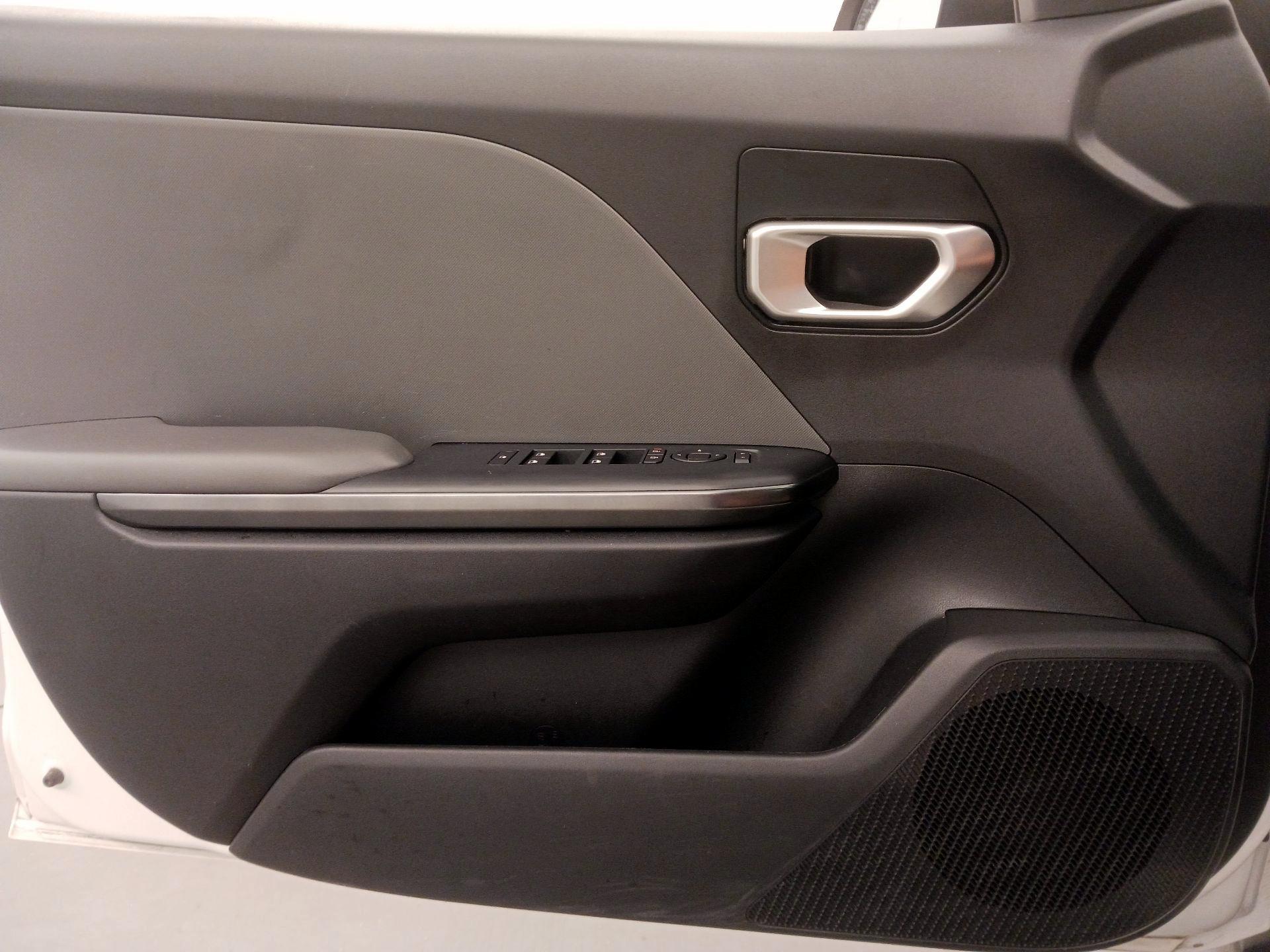 Thumbnail: 2025 Kia K4 - 12