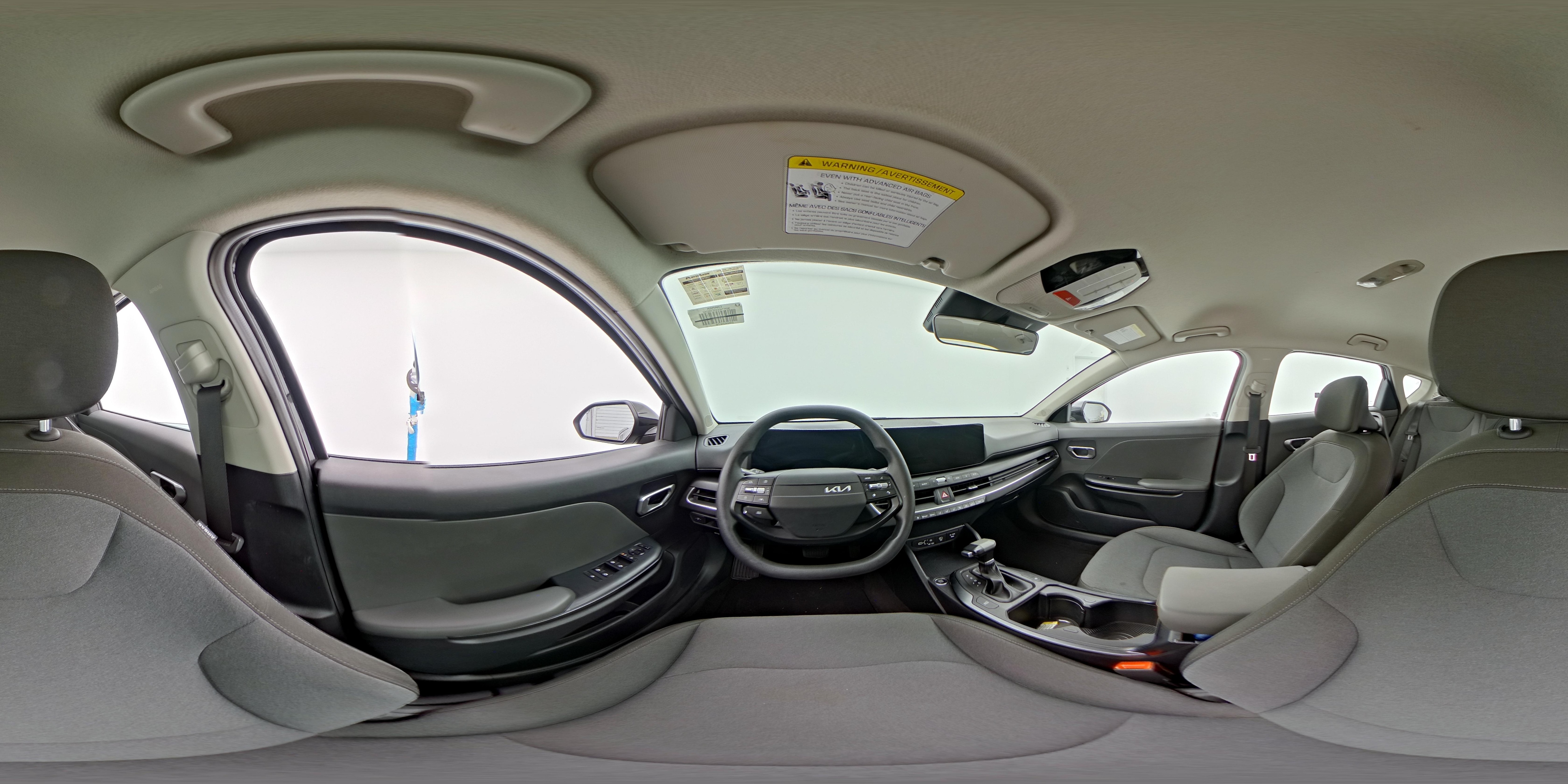 2025 Kia K4 LXS - Photo 26