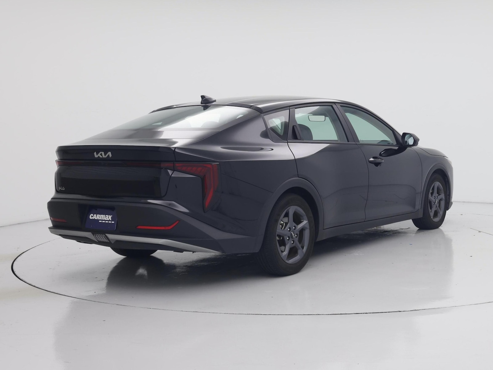 2025 Kia K4 LXS - Photo 9