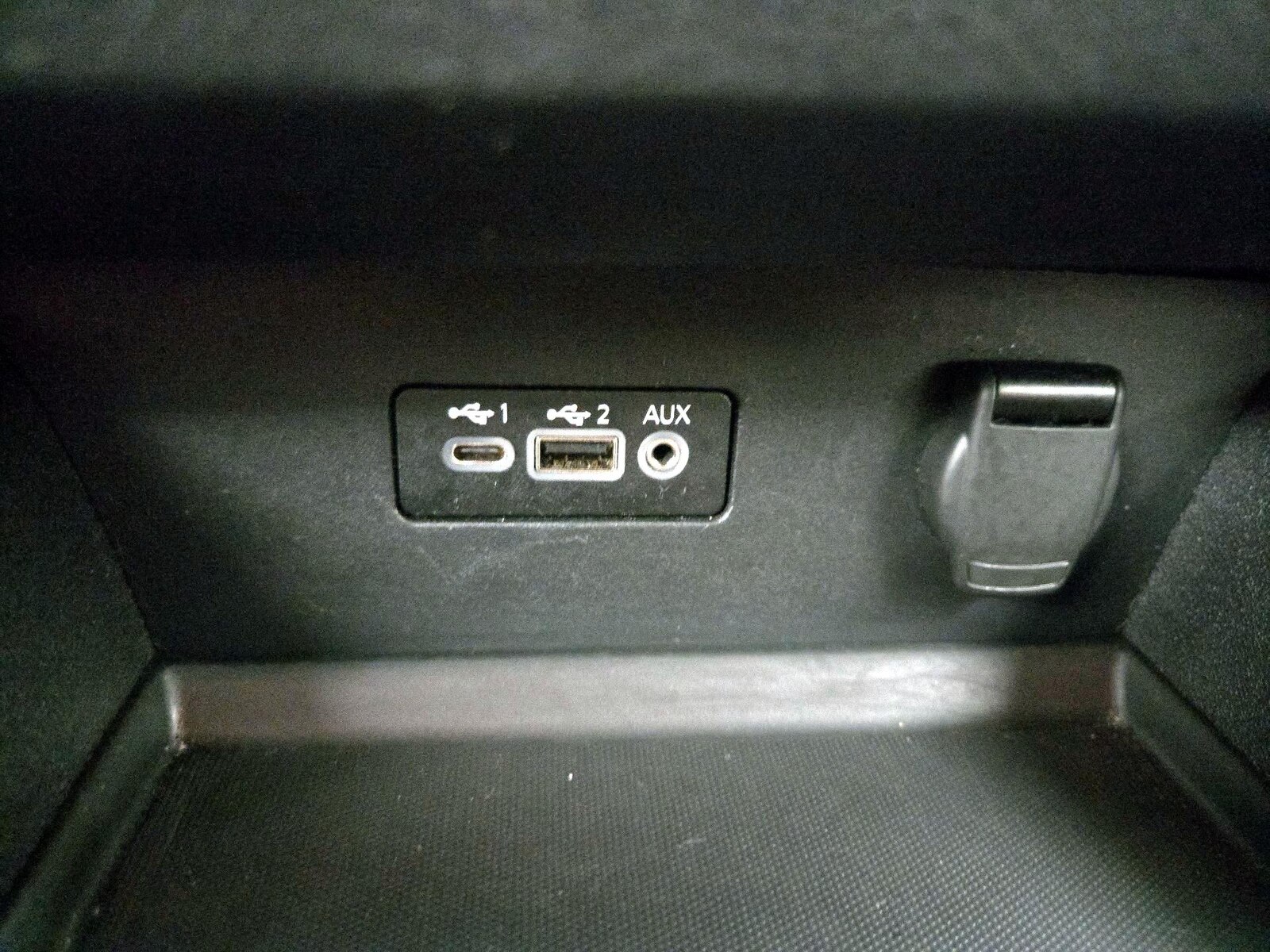 2025 Nissan Altima SV - Photo 19