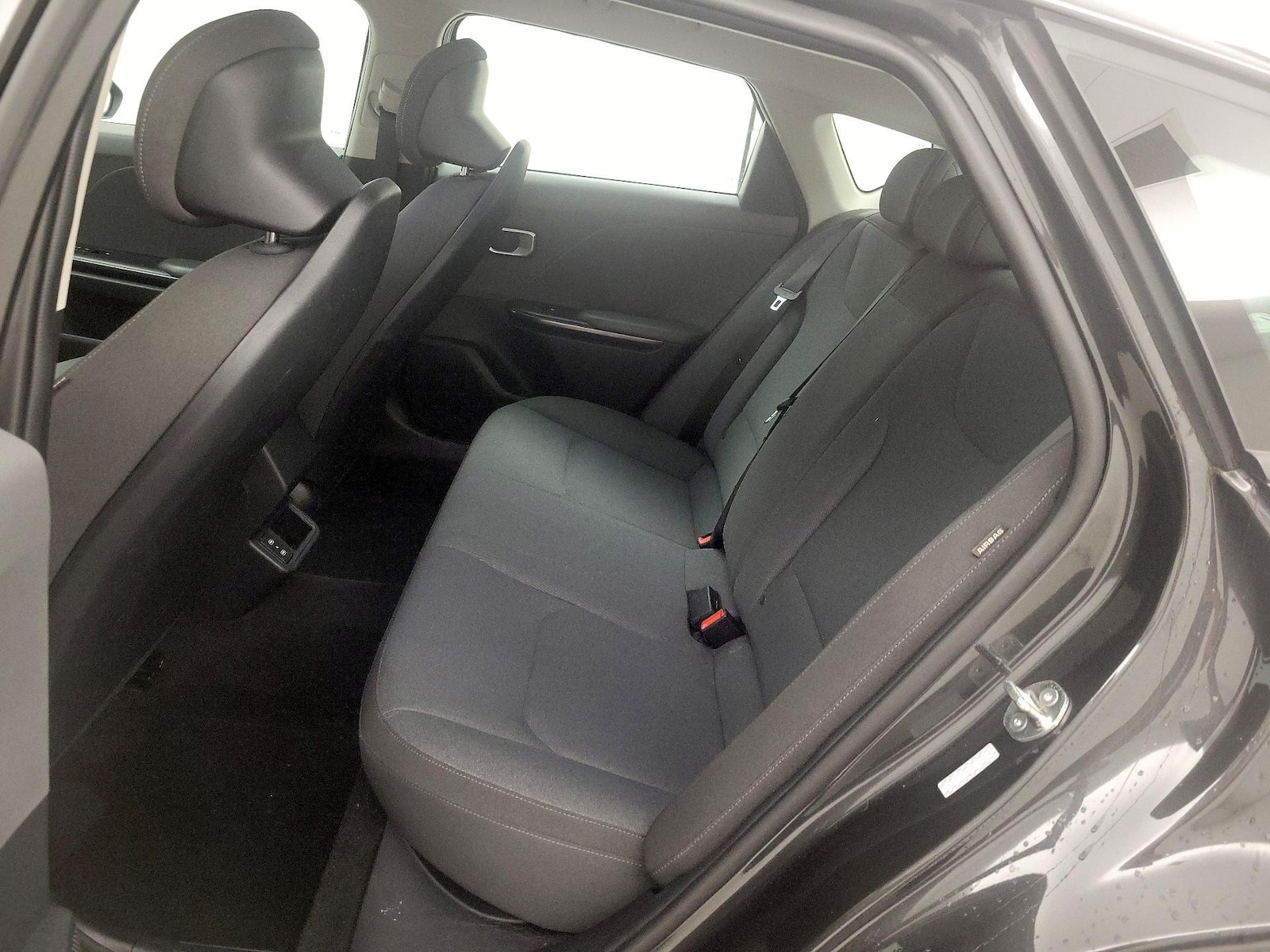 2025 Kia K4 LXS - Photo 20
