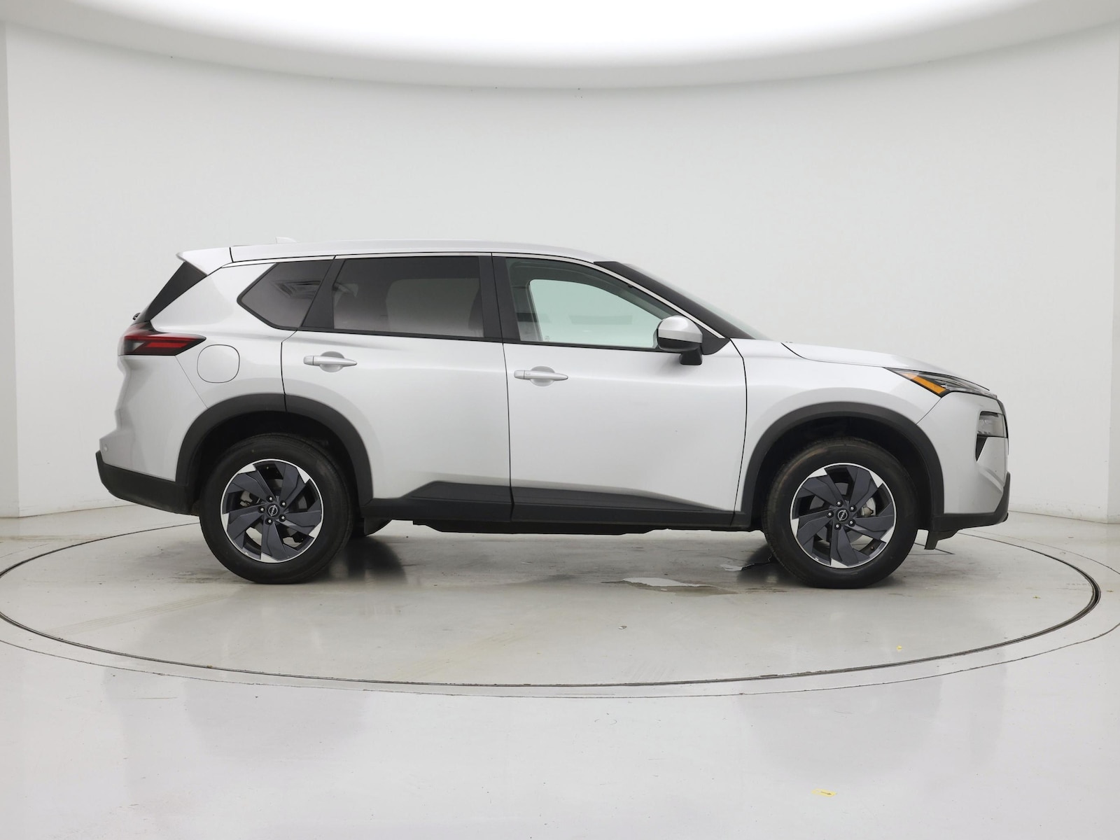 2025 Nissan Rogue SV - Photo 8