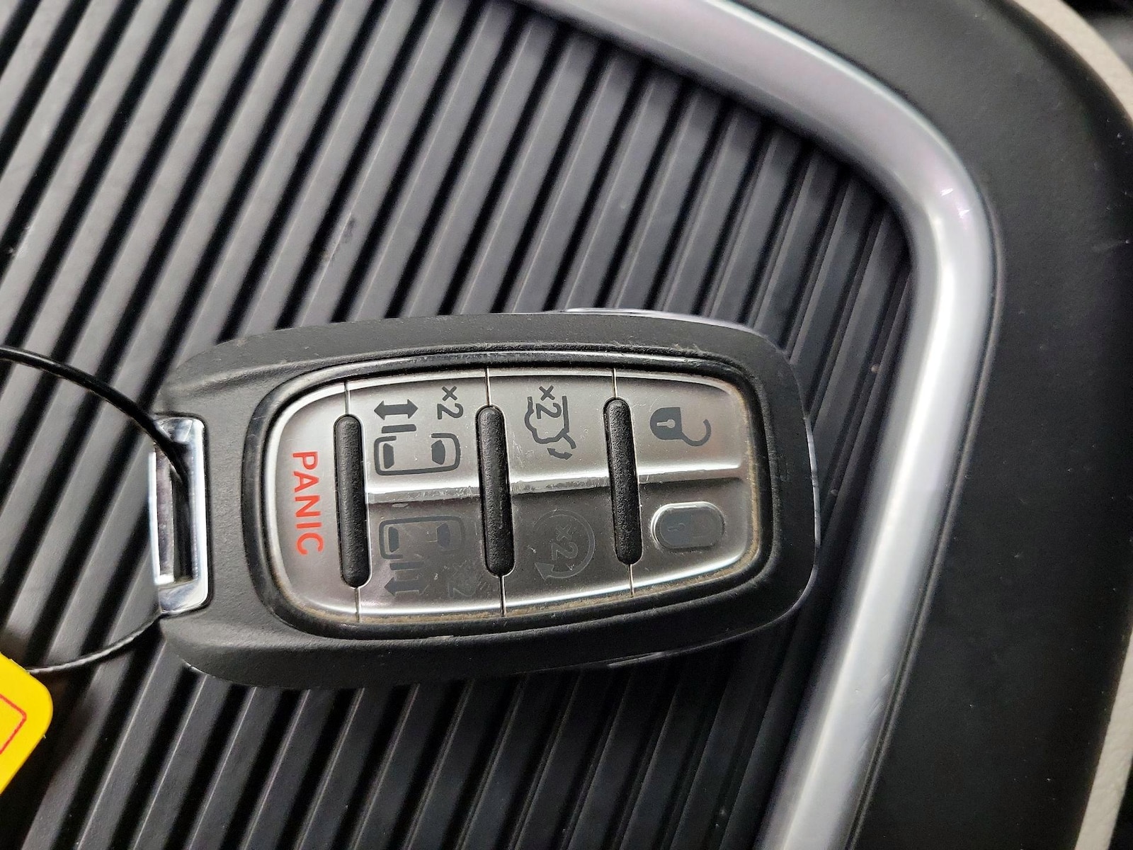 2024 Chrysler Pacifica Touring L - Photo 24