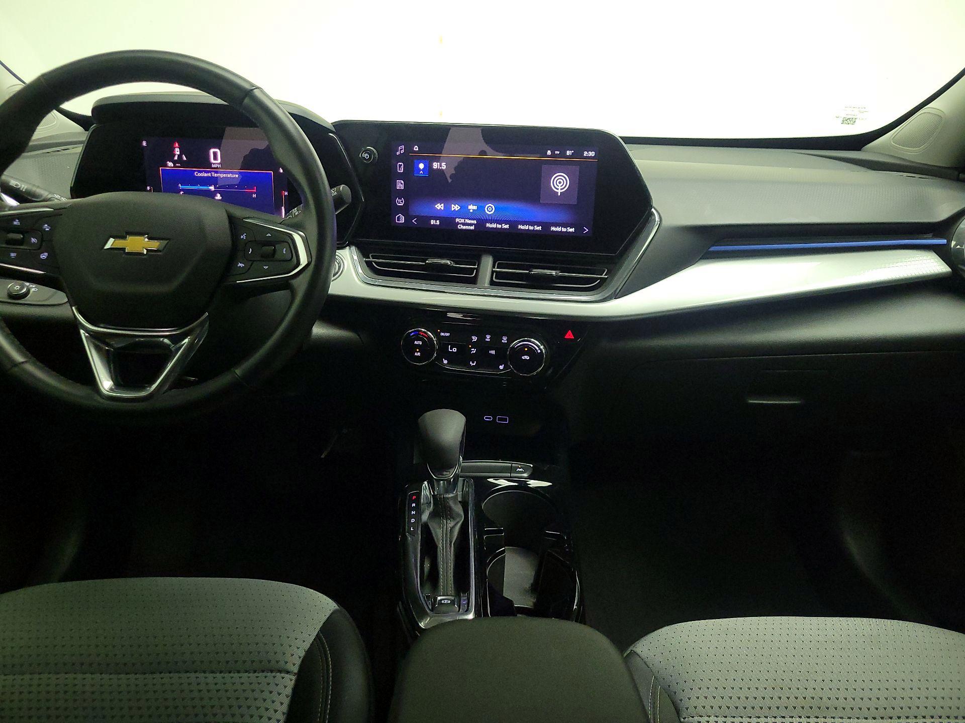 Thumbnail: 2025 Chevrolet Trax - 9