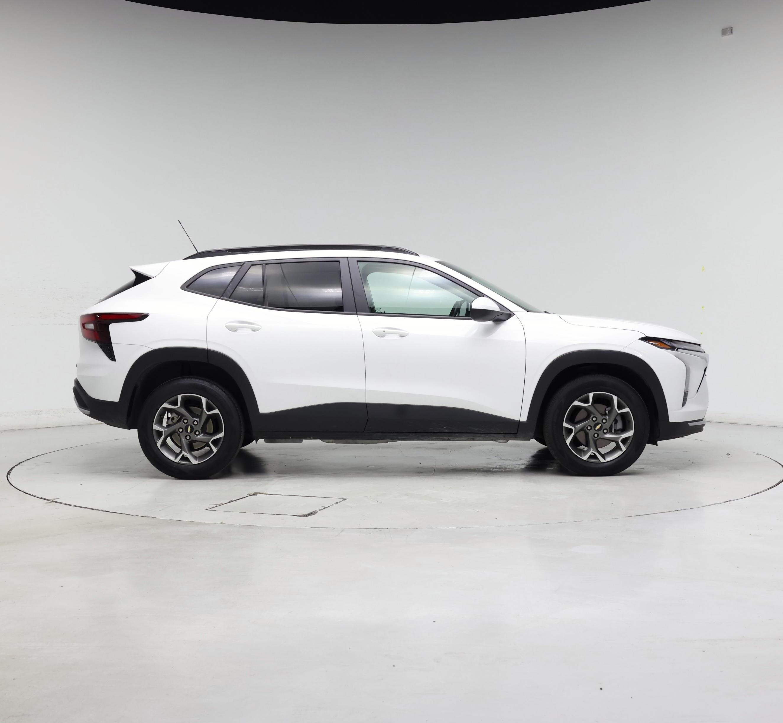 Thumbnail: 2025 Chevrolet Trax - 7