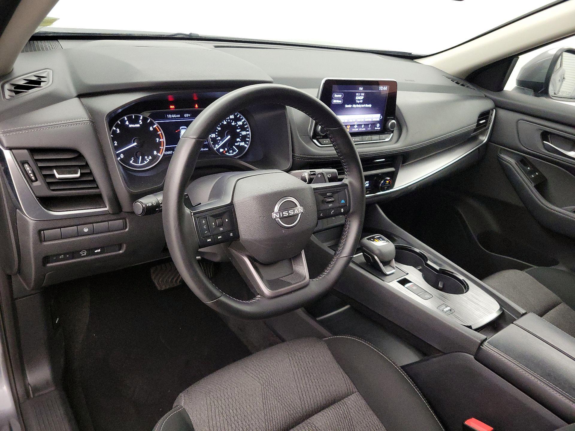 Thumbnail: 2025 Nissan Rogue - 9