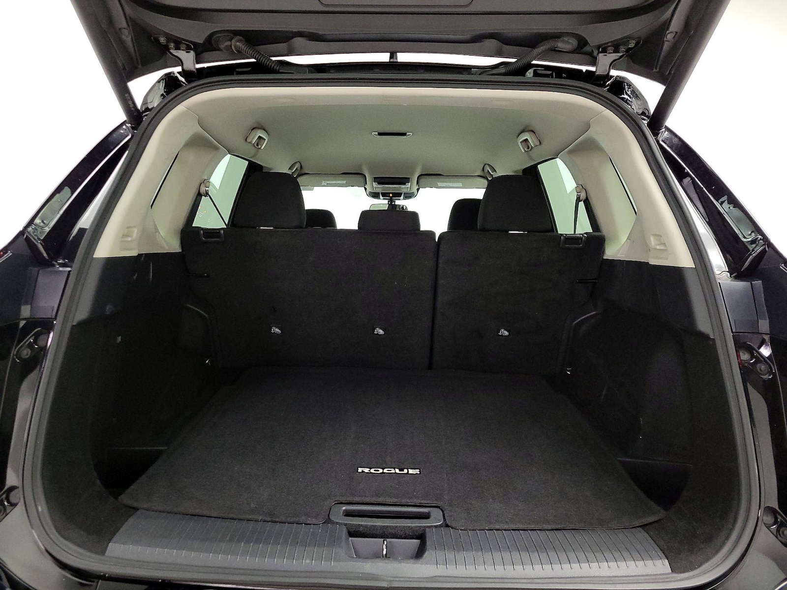 2025 Nissan Rogue SV - Photo 21