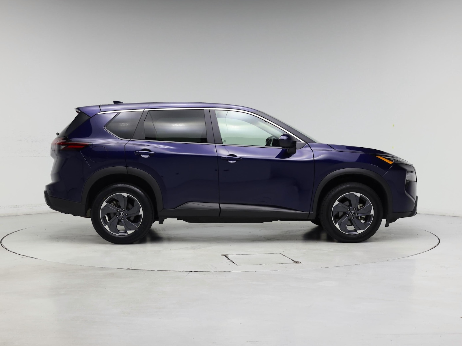 2025 Nissan Rogue SV - Photo 8