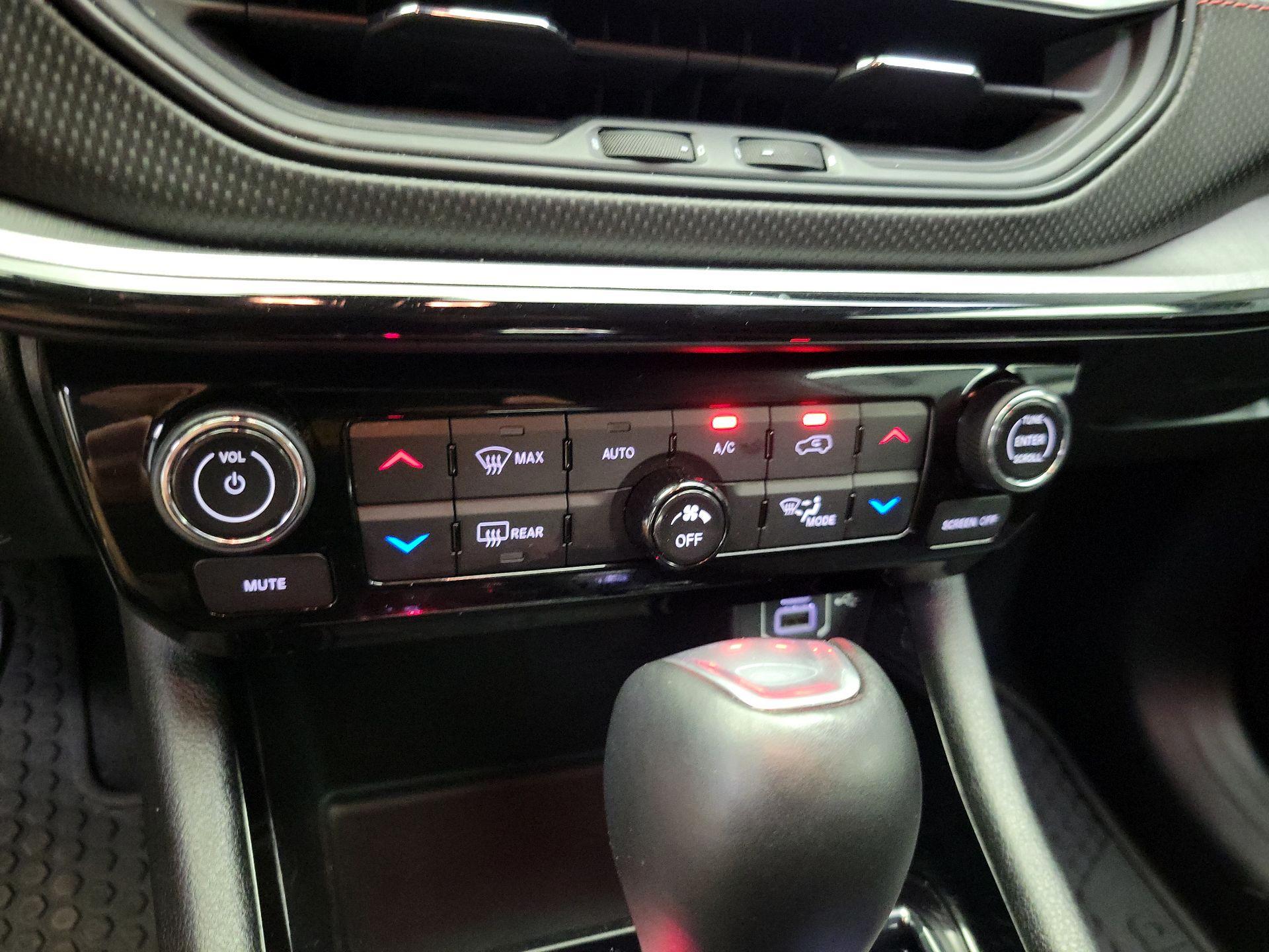 Thumbnail: 2025 Jeep Compass - 16