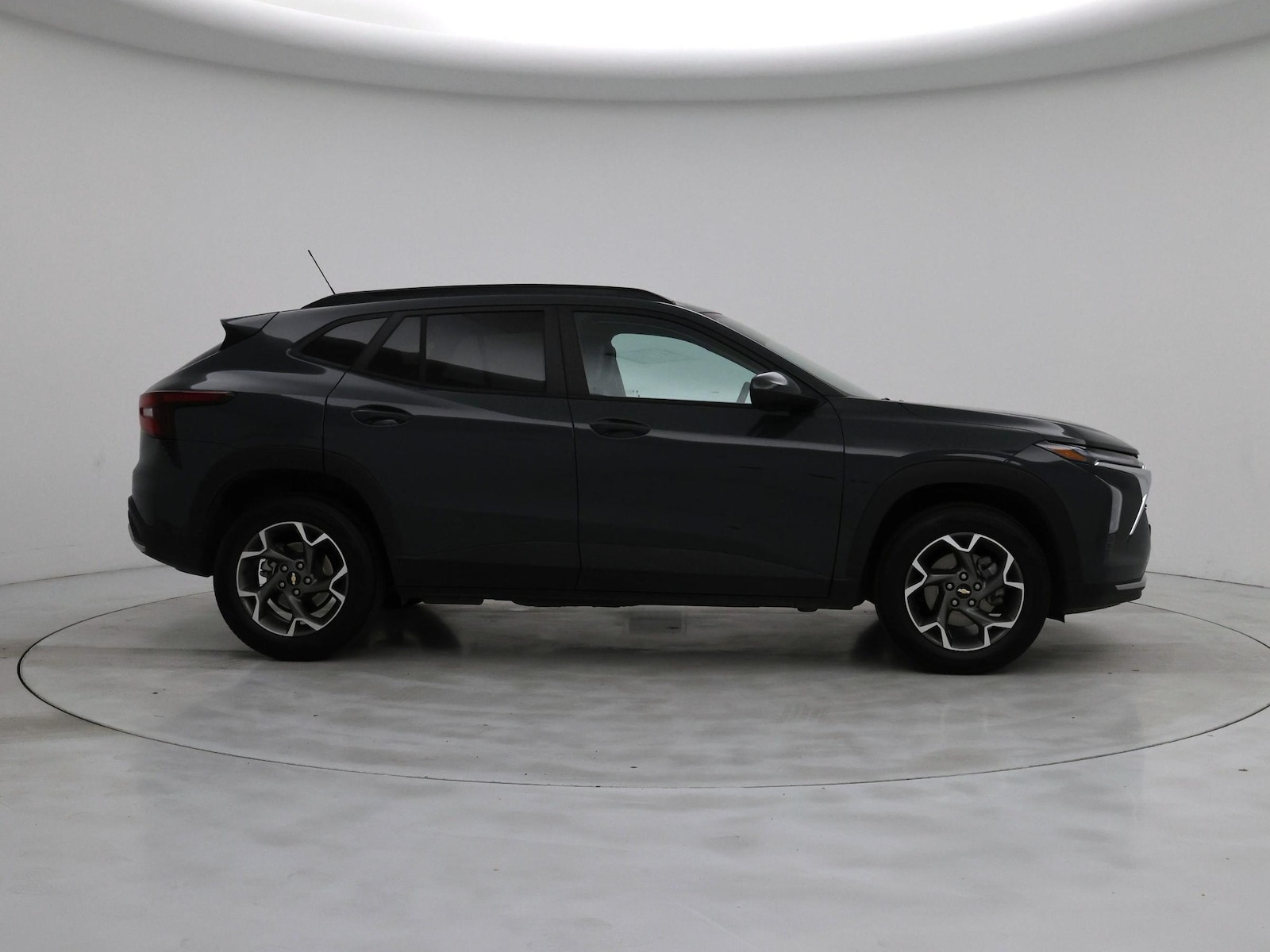 2025 Chevrolet Trax LT - Photo 8
